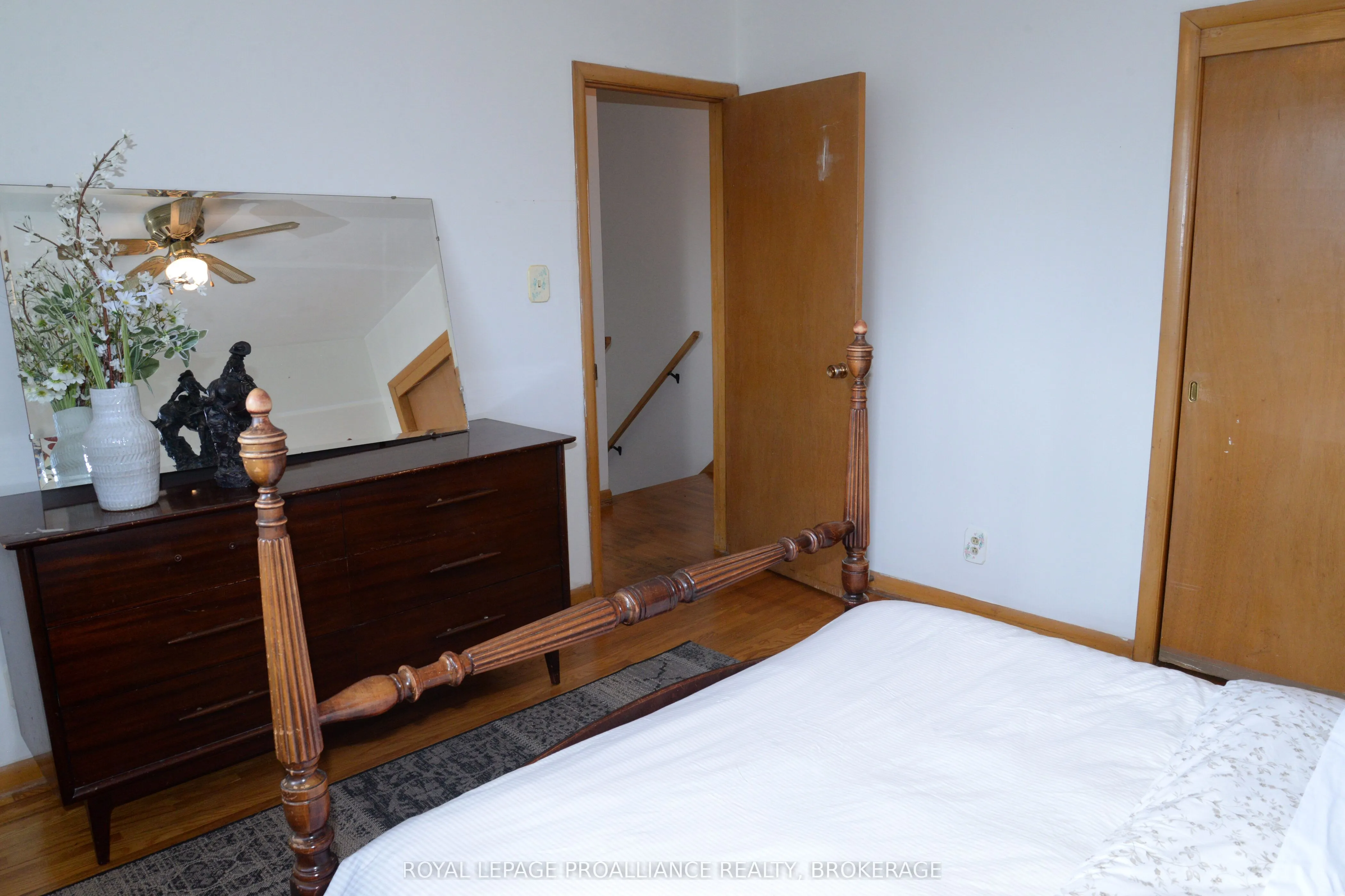 2229 Paul Boulevard N