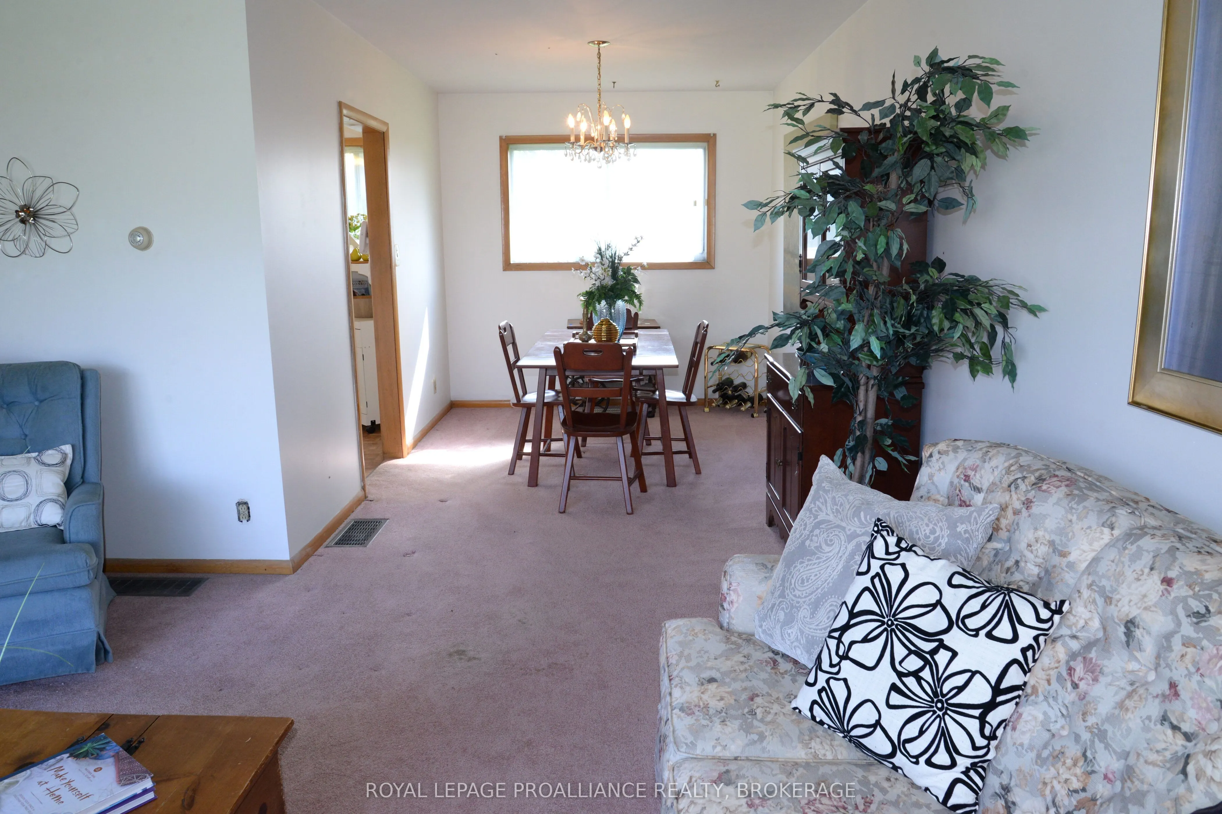 2229 Paul Boulevard N