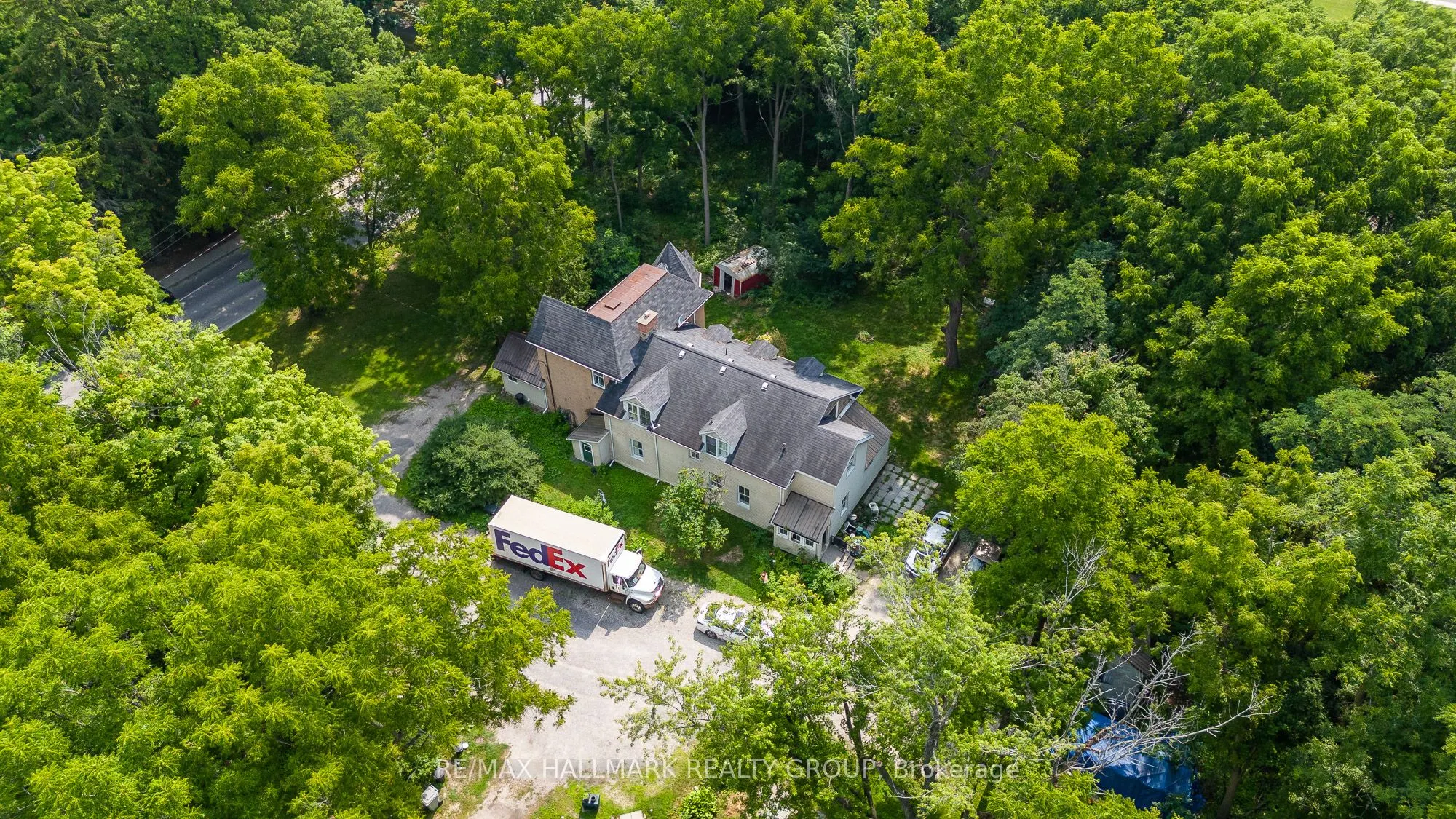 60 Drummond Street W