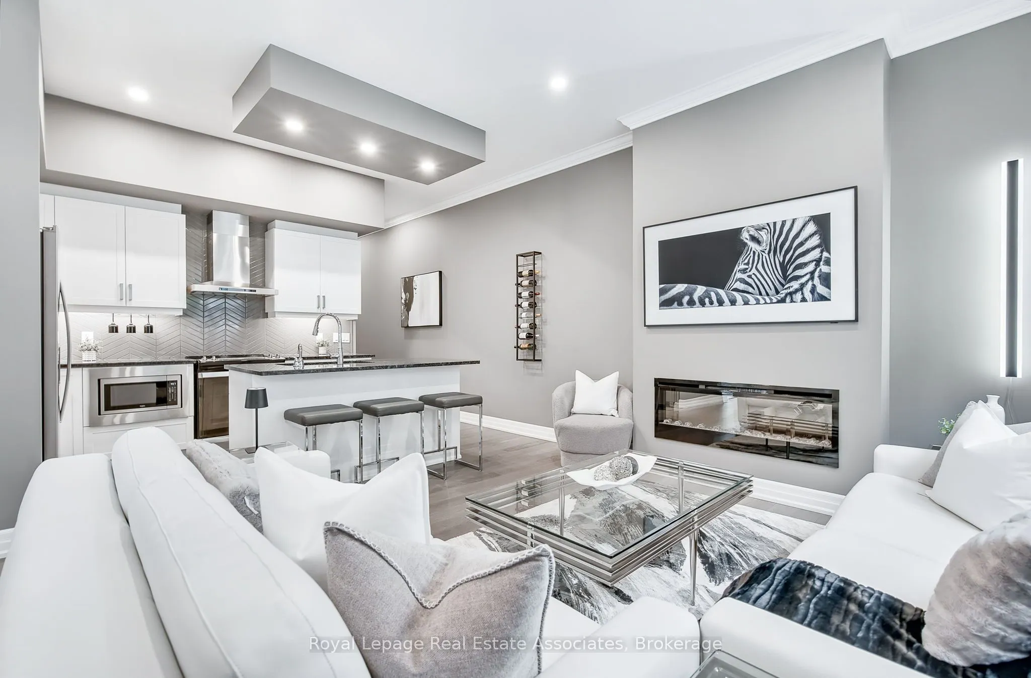 1880 Gordon Street, #112