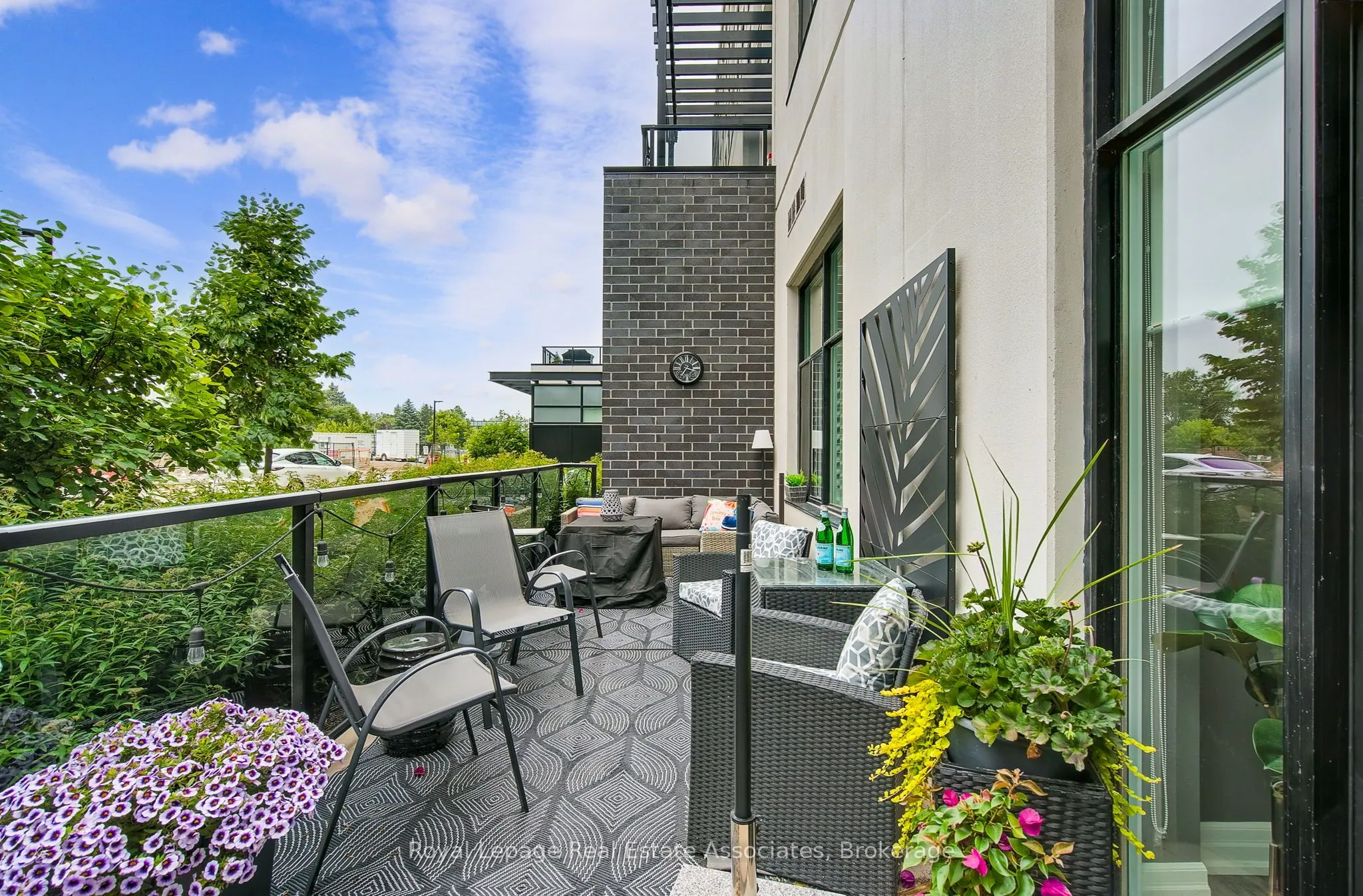 1880 Gordon Street, #112