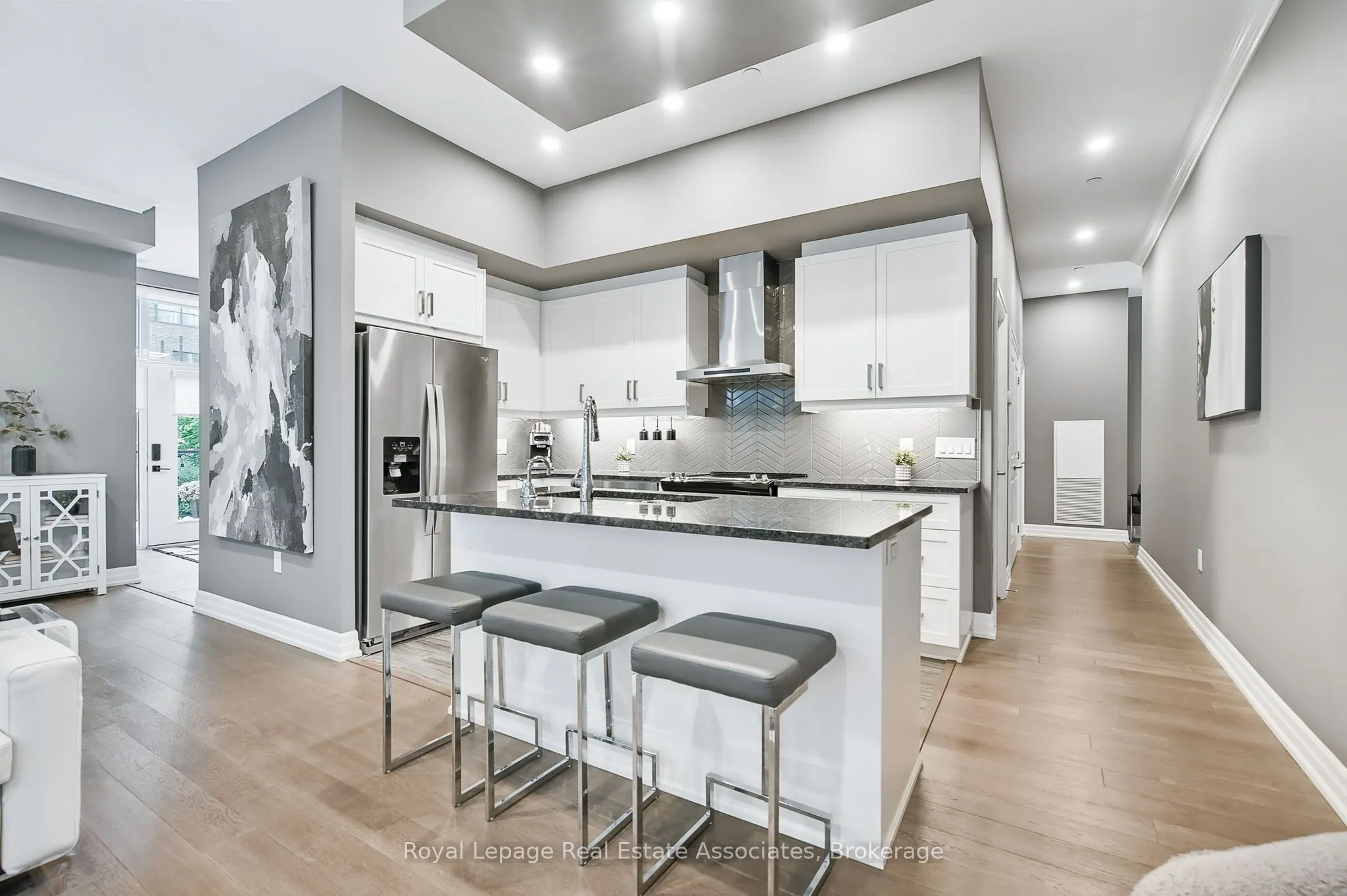 1880 Gordon Street, #112