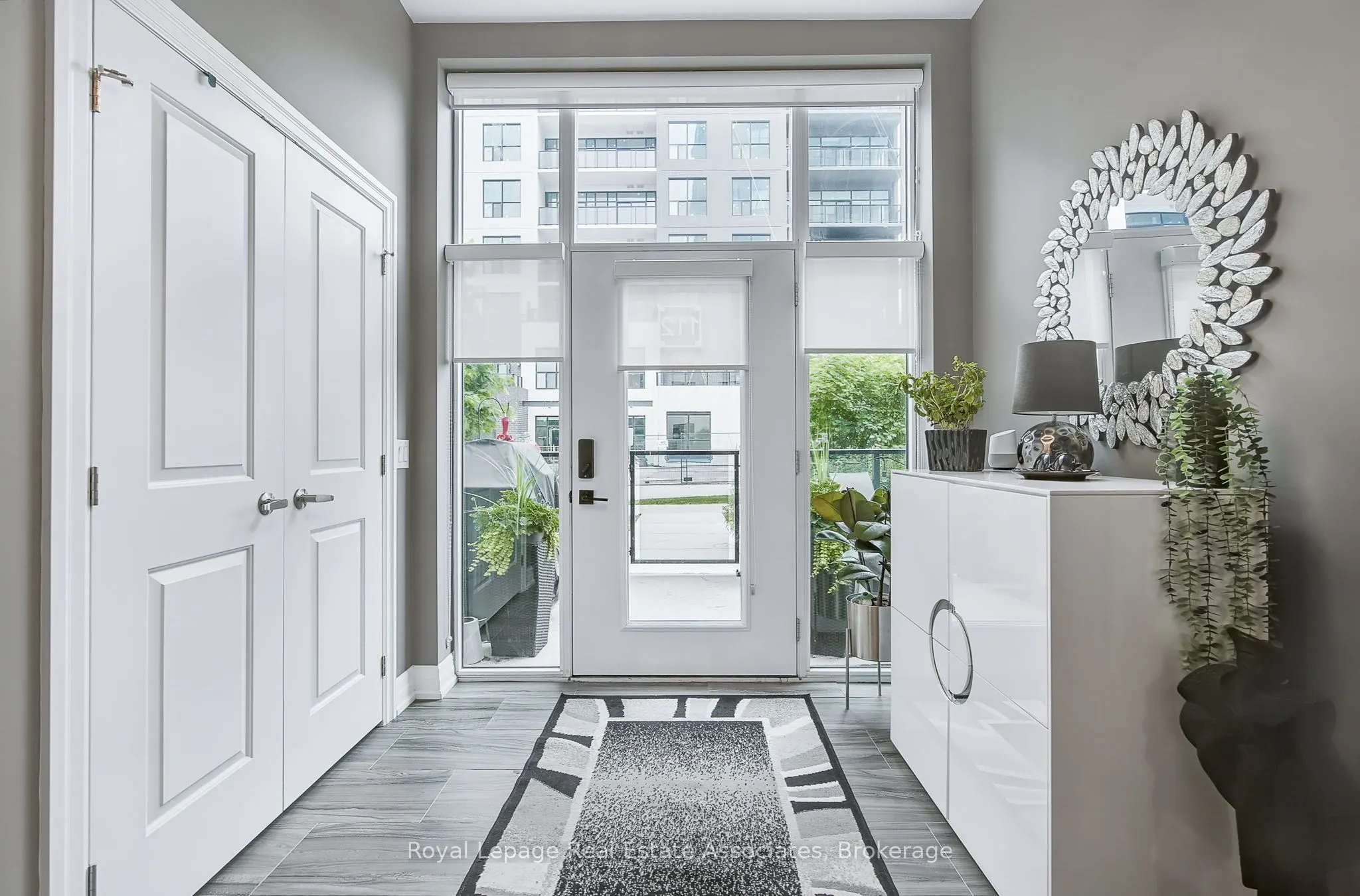 1880 Gordon Street, #112