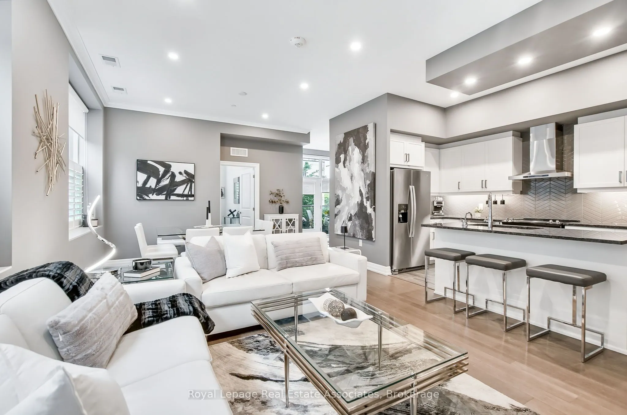 1880 Gordon Street, #112