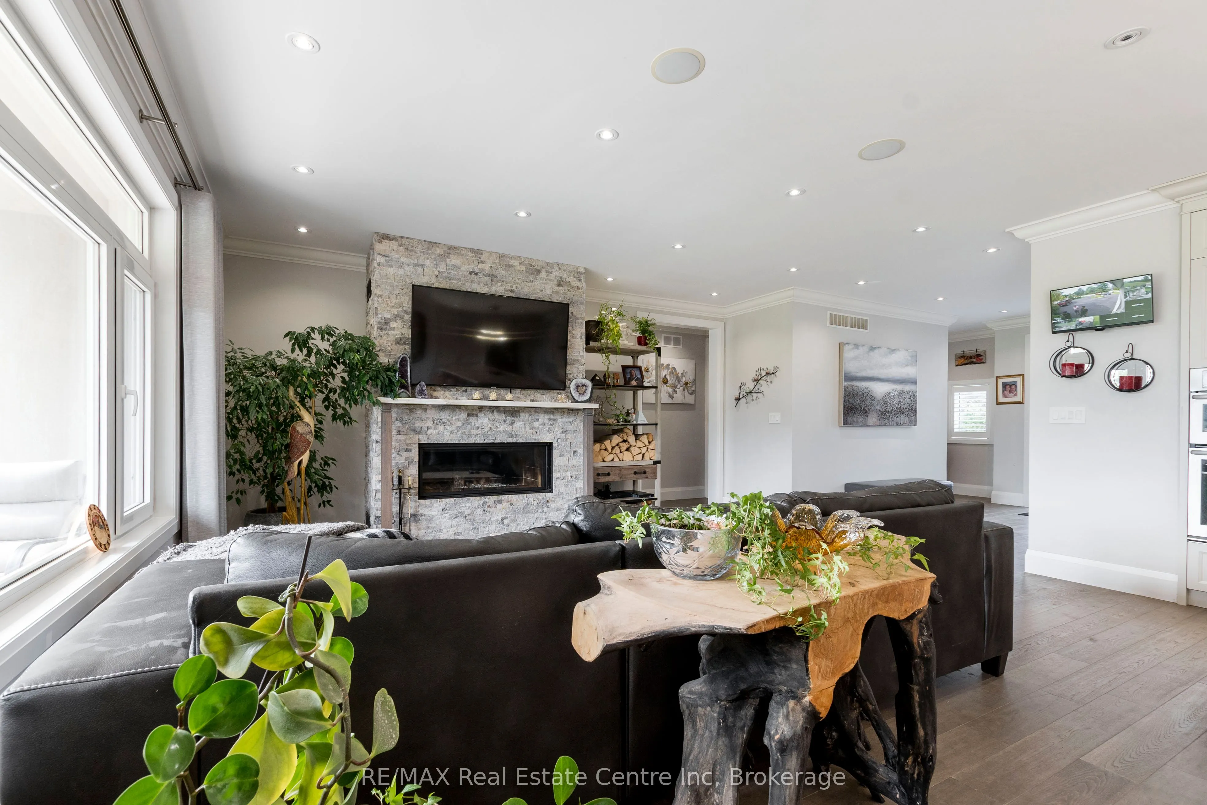 6805 WELLINGTON RD 34 Drive S