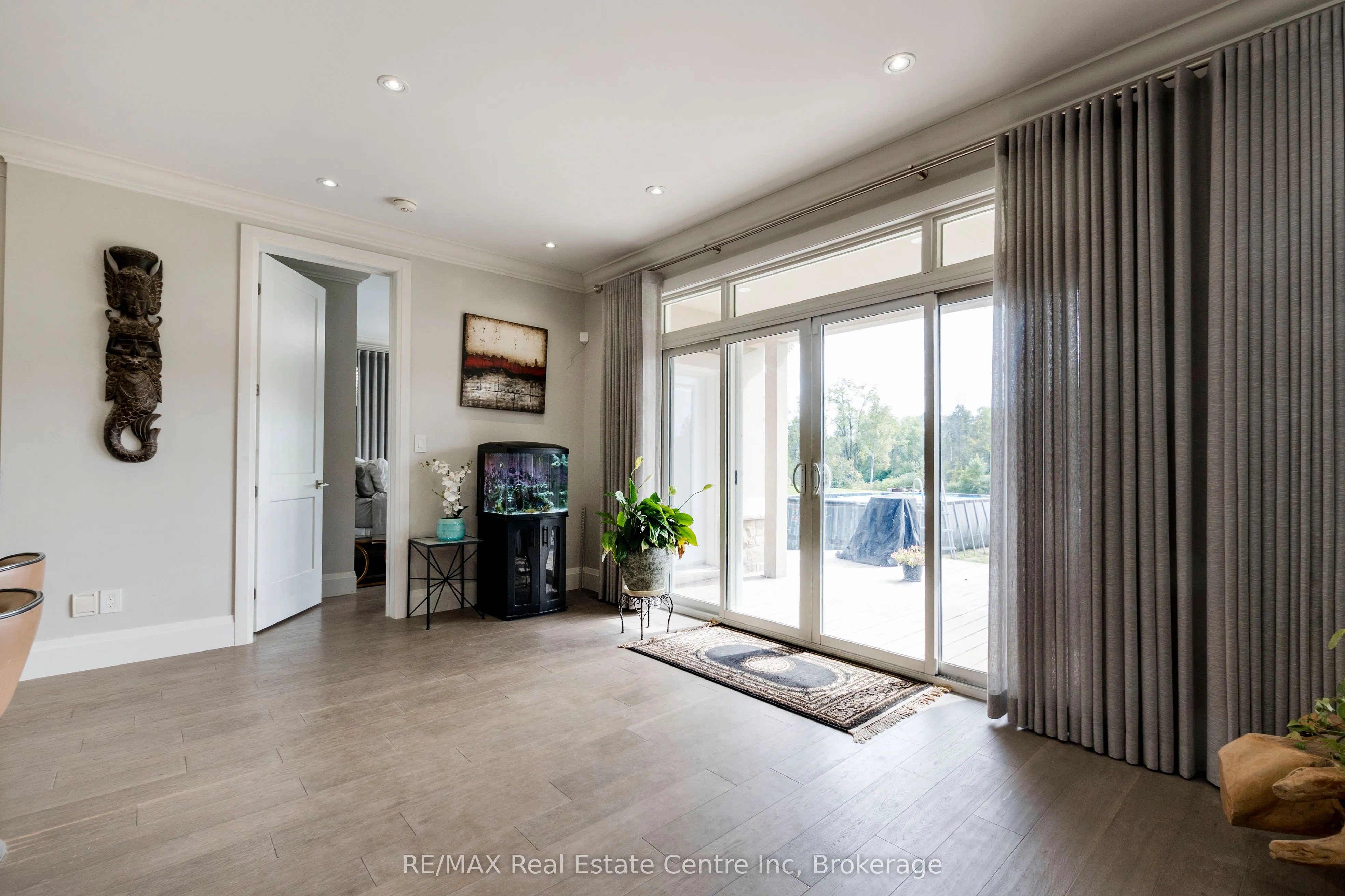 6805 WELLINGTON RD 34 Drive S