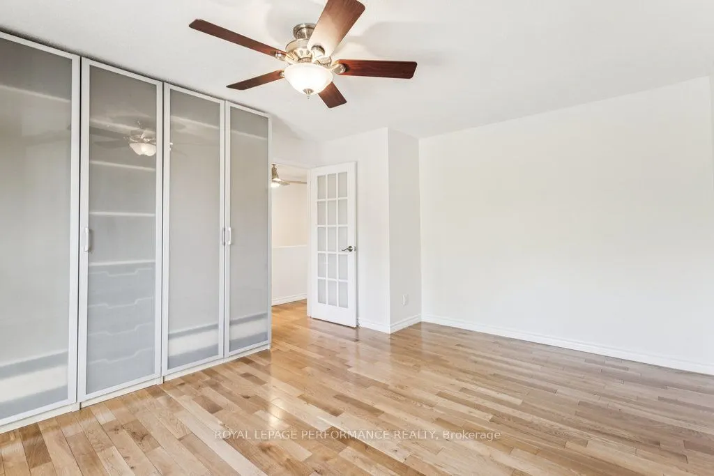 6 Gillespie Crescent