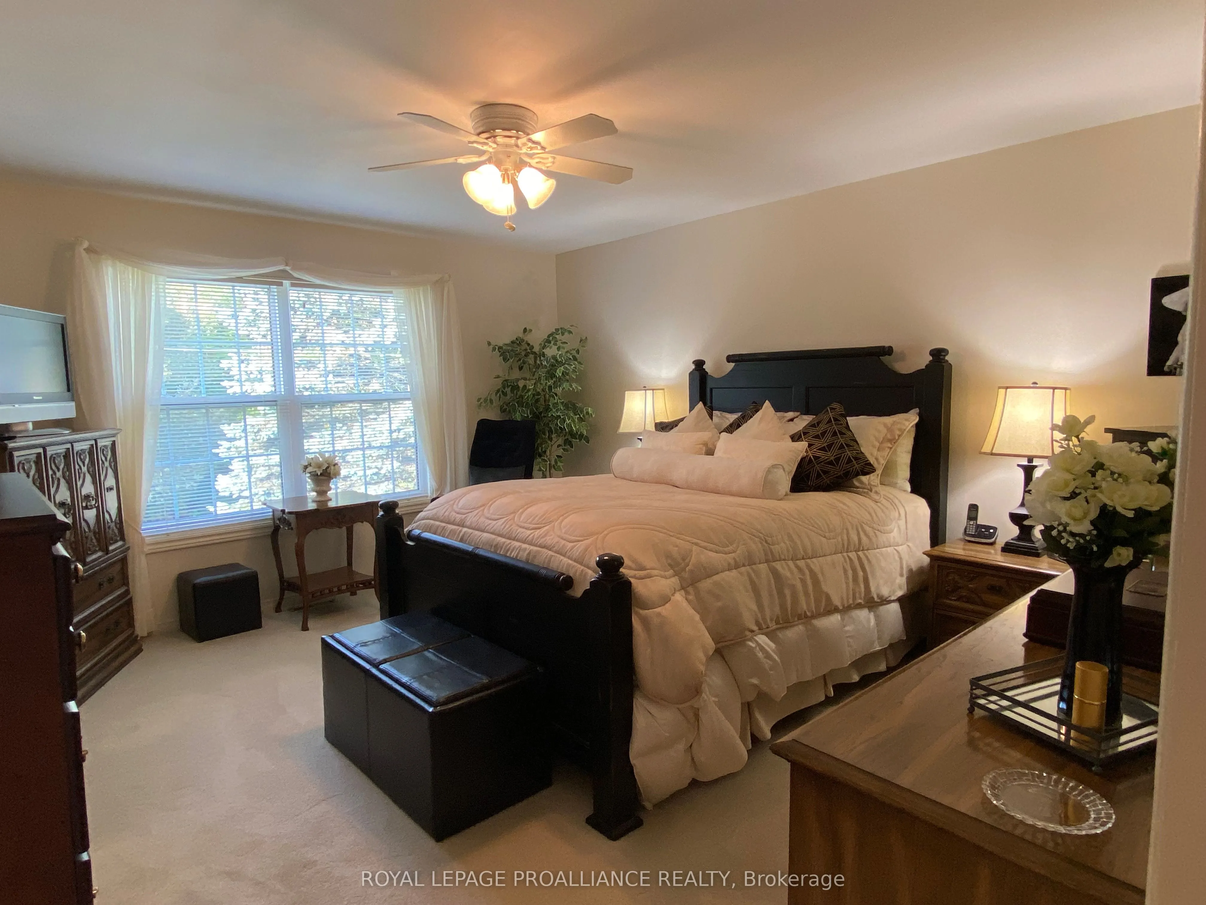 45 COUNTRY CLUB Place, #16