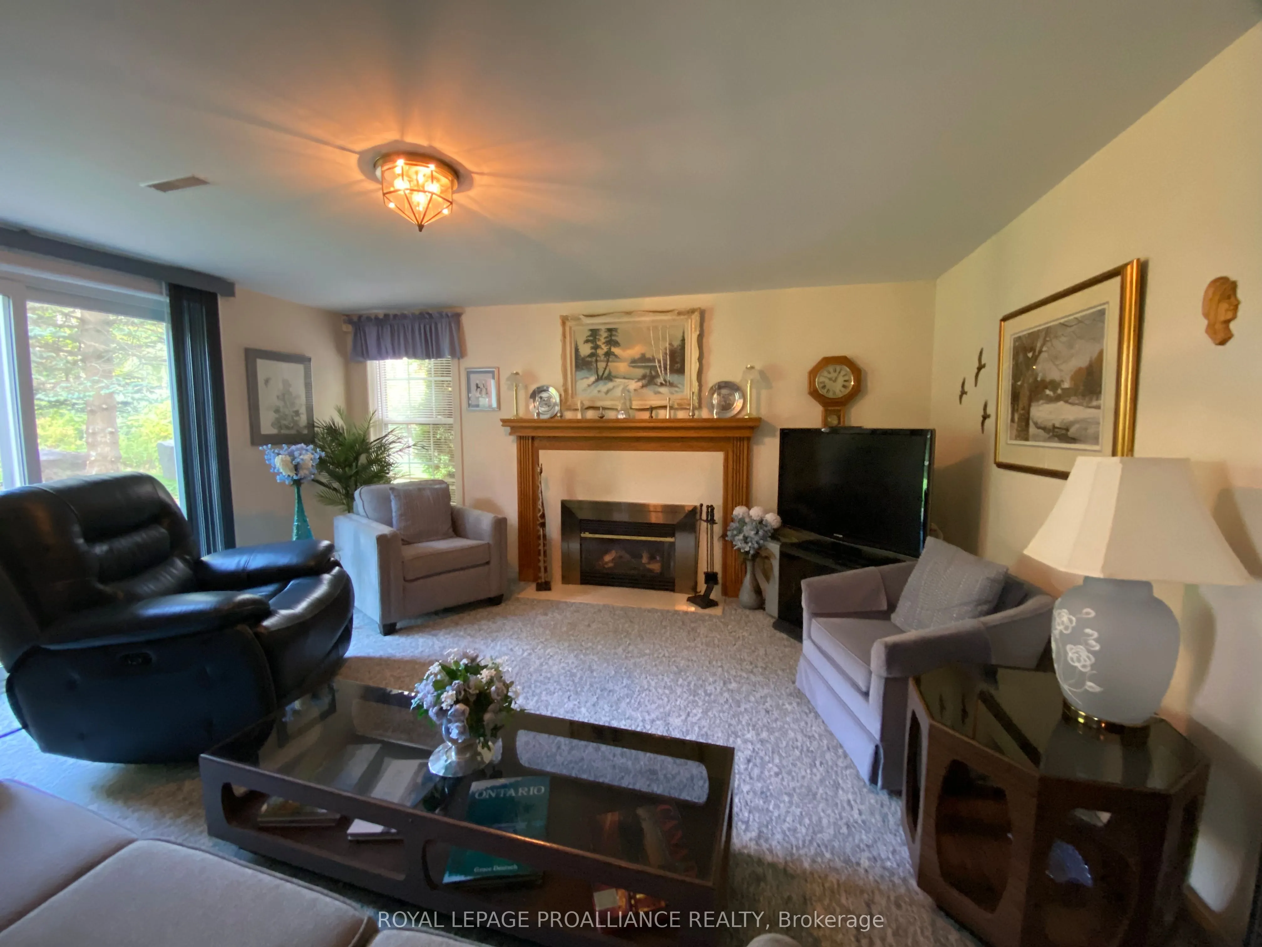 45 COUNTRY CLUB Place, #16