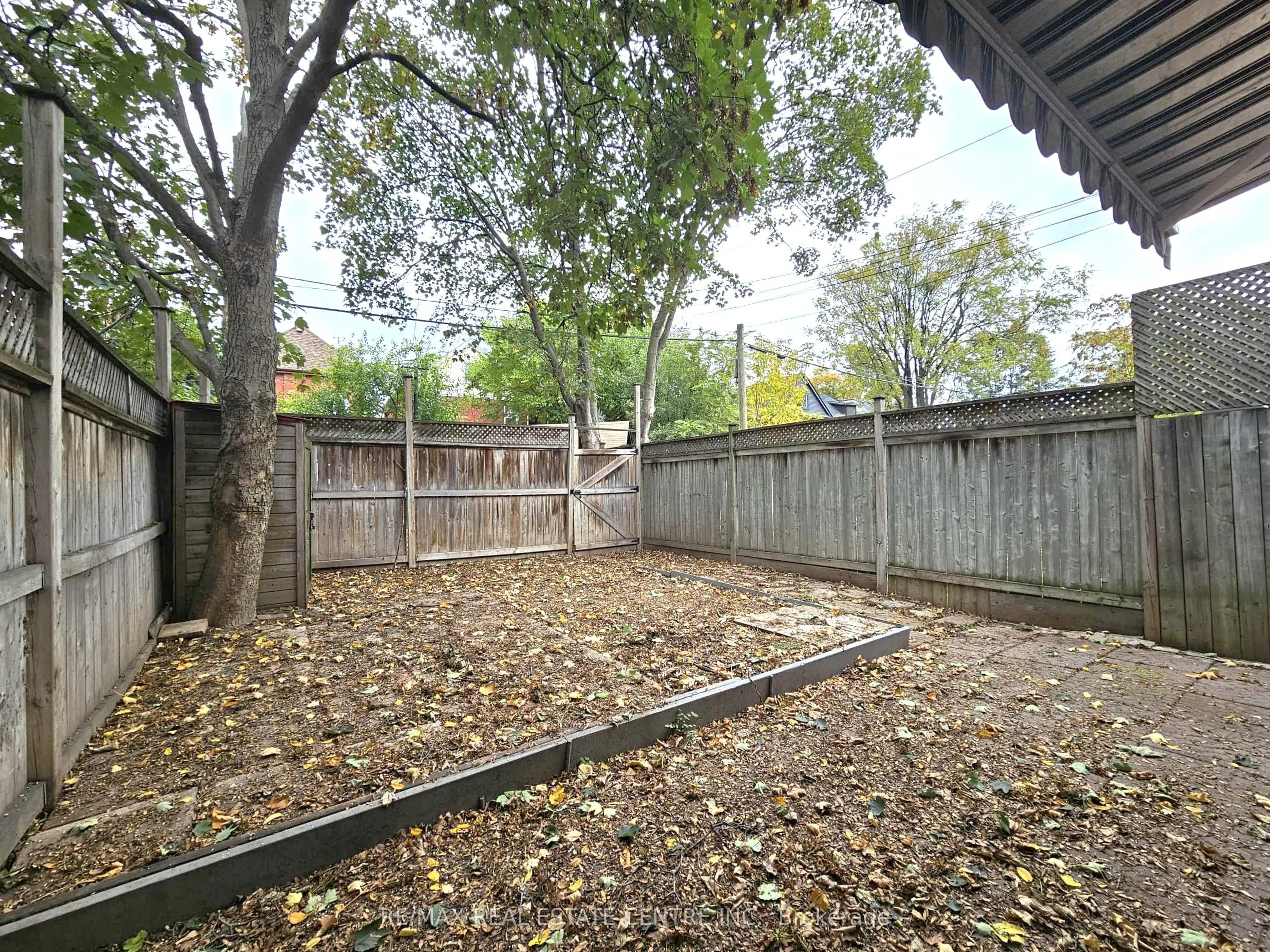 35 Fairleigh Avenue N