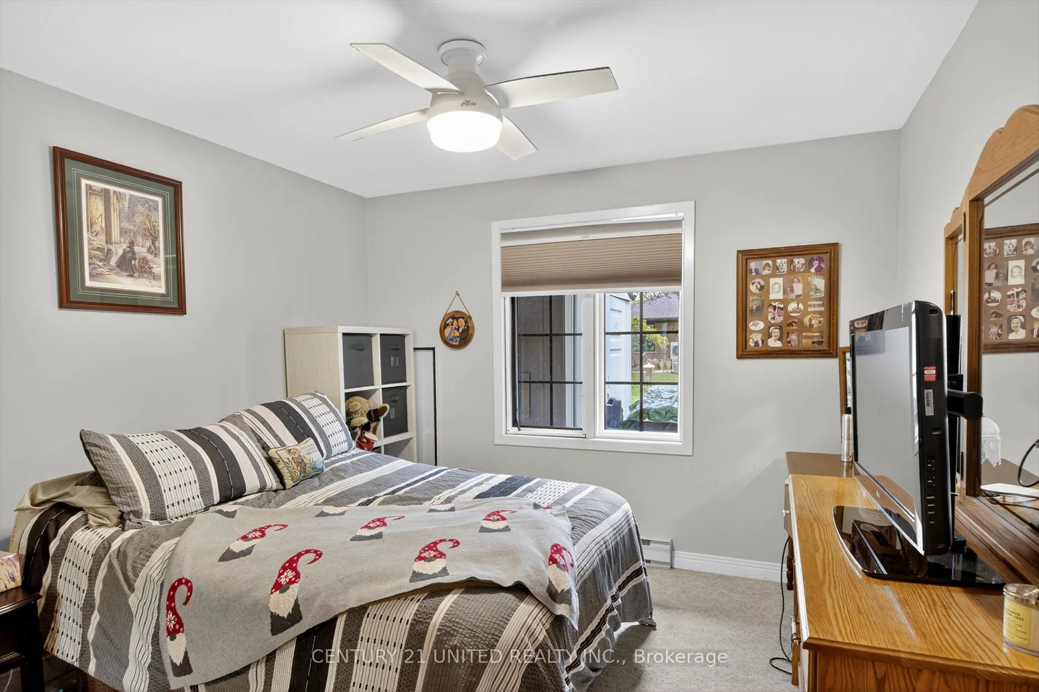 635 Whitaker Street, #8