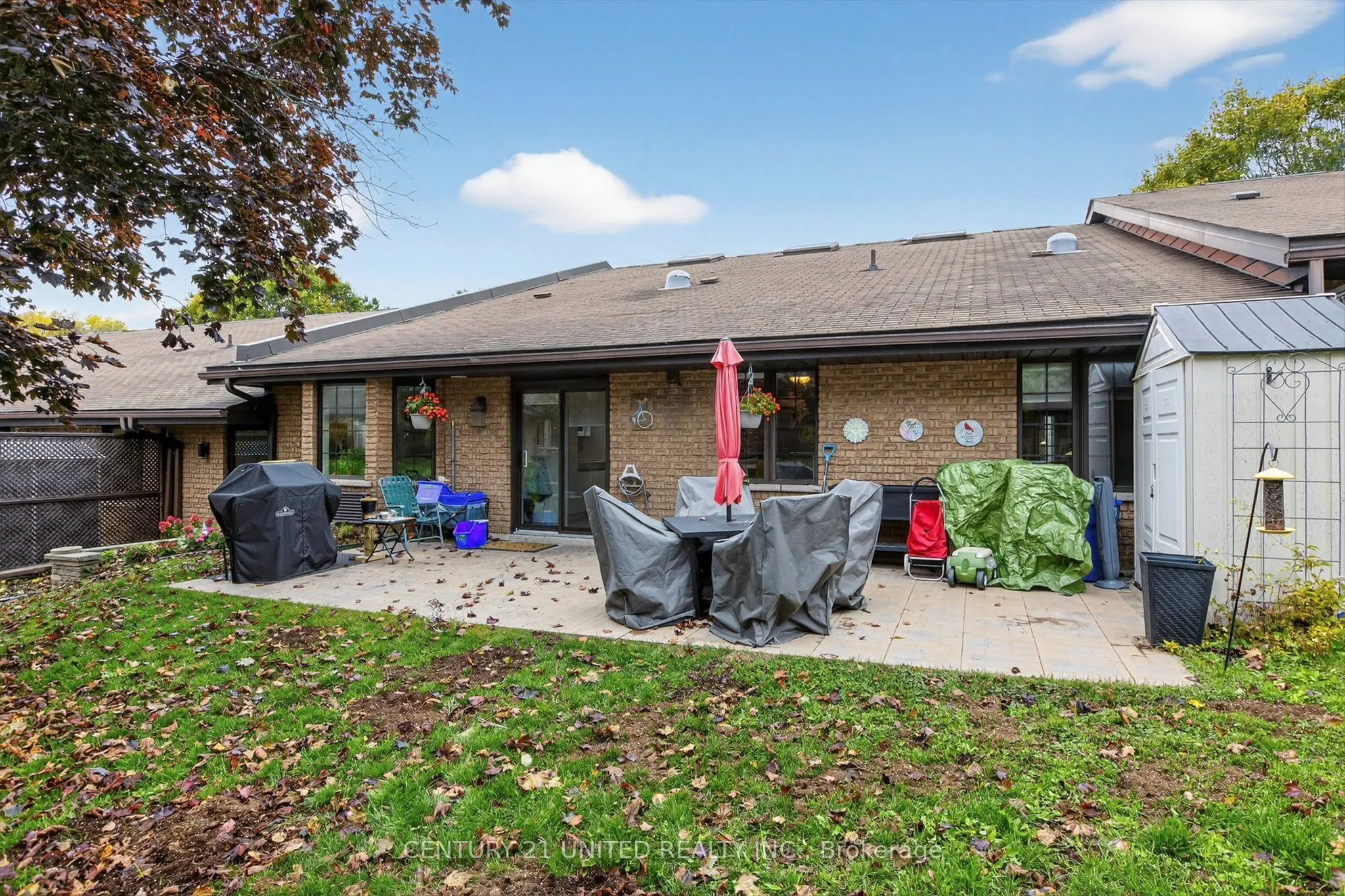 635 Whitaker Street, #8