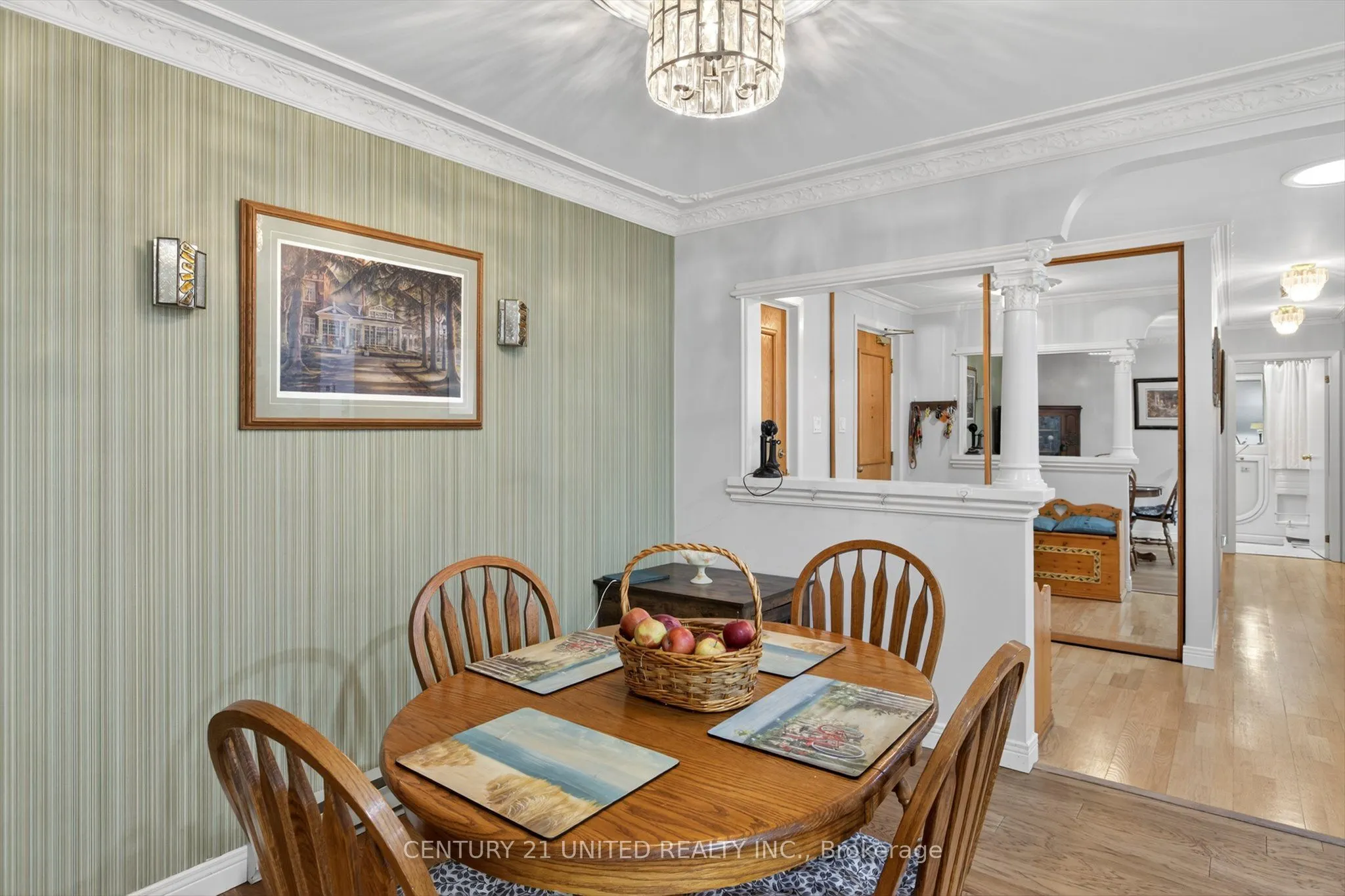 635 Whitaker Street, #8