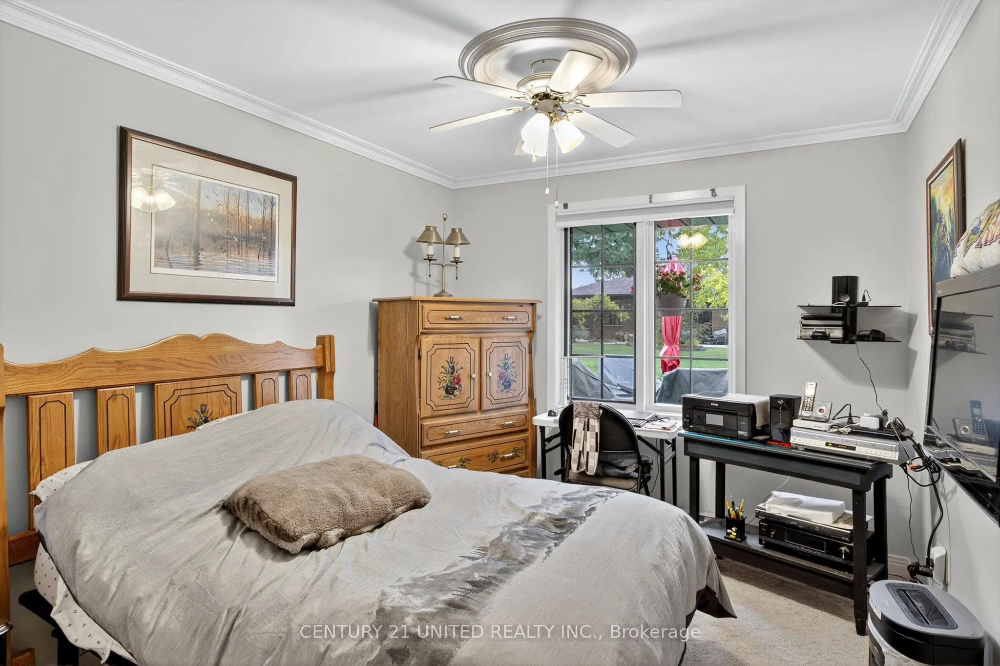 635 Whitaker Street, #8