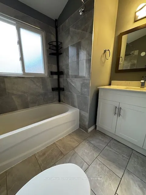 41 Valley View Lane, #A