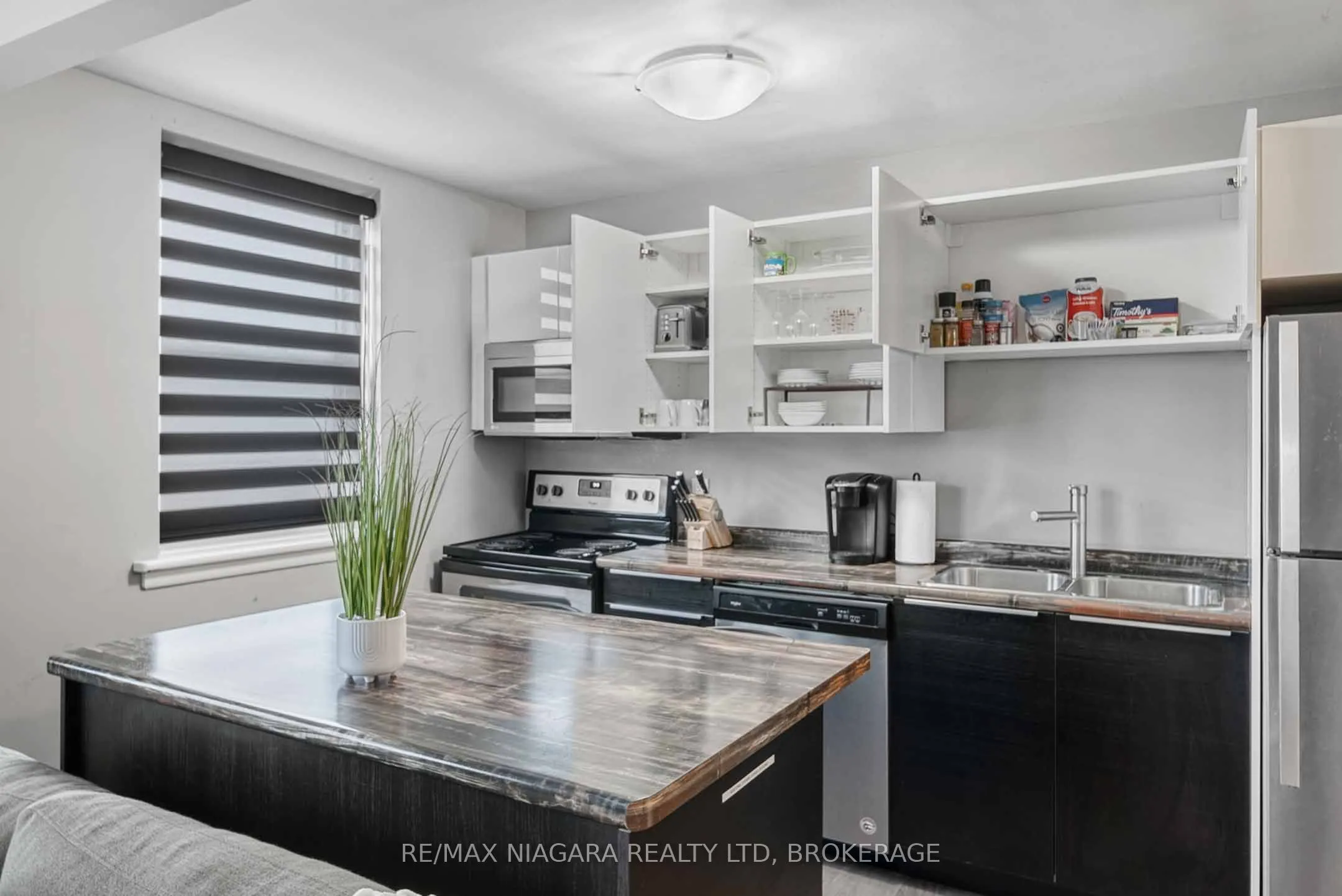 4538 Huron Street, #8