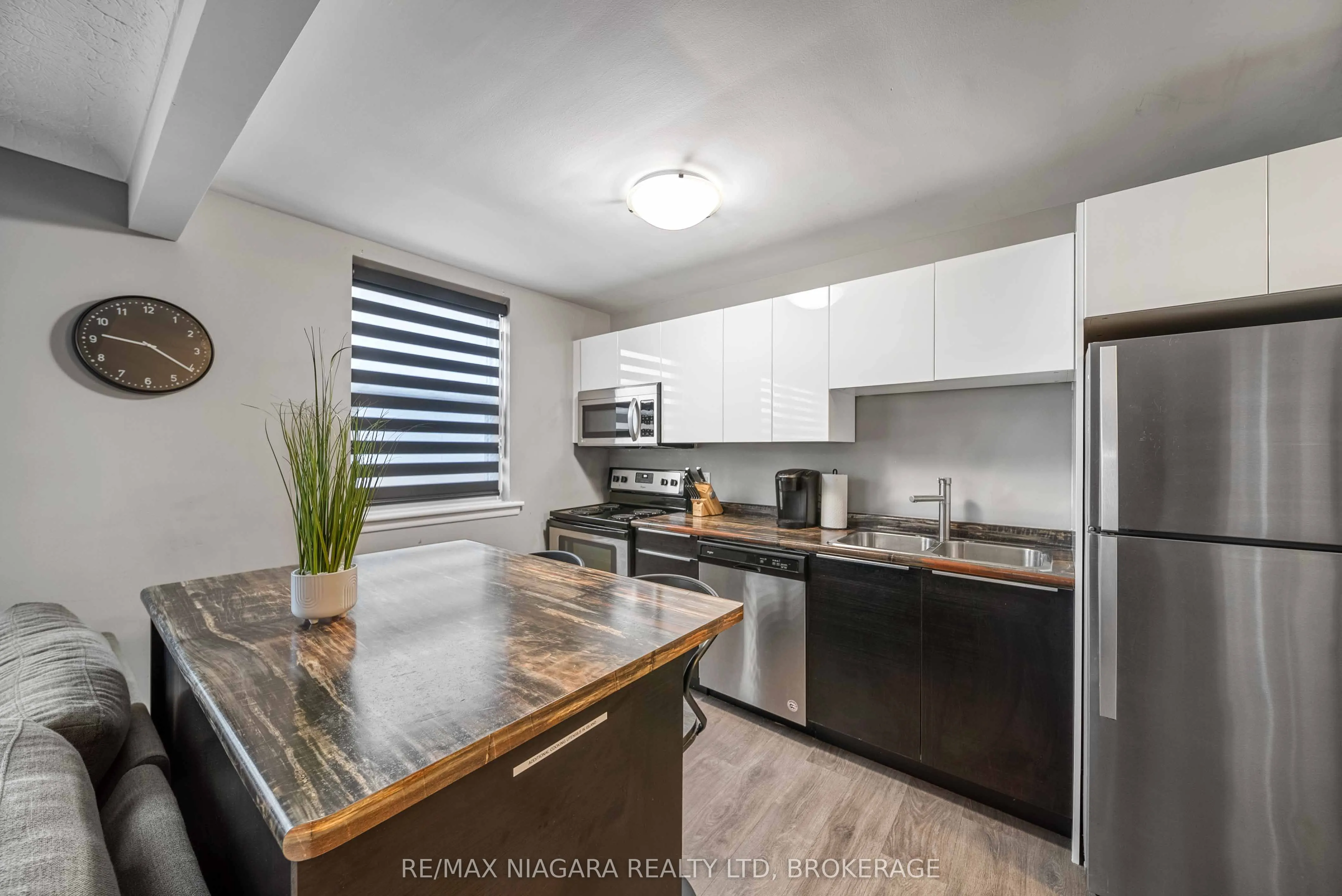 4538 Huron Street, #8