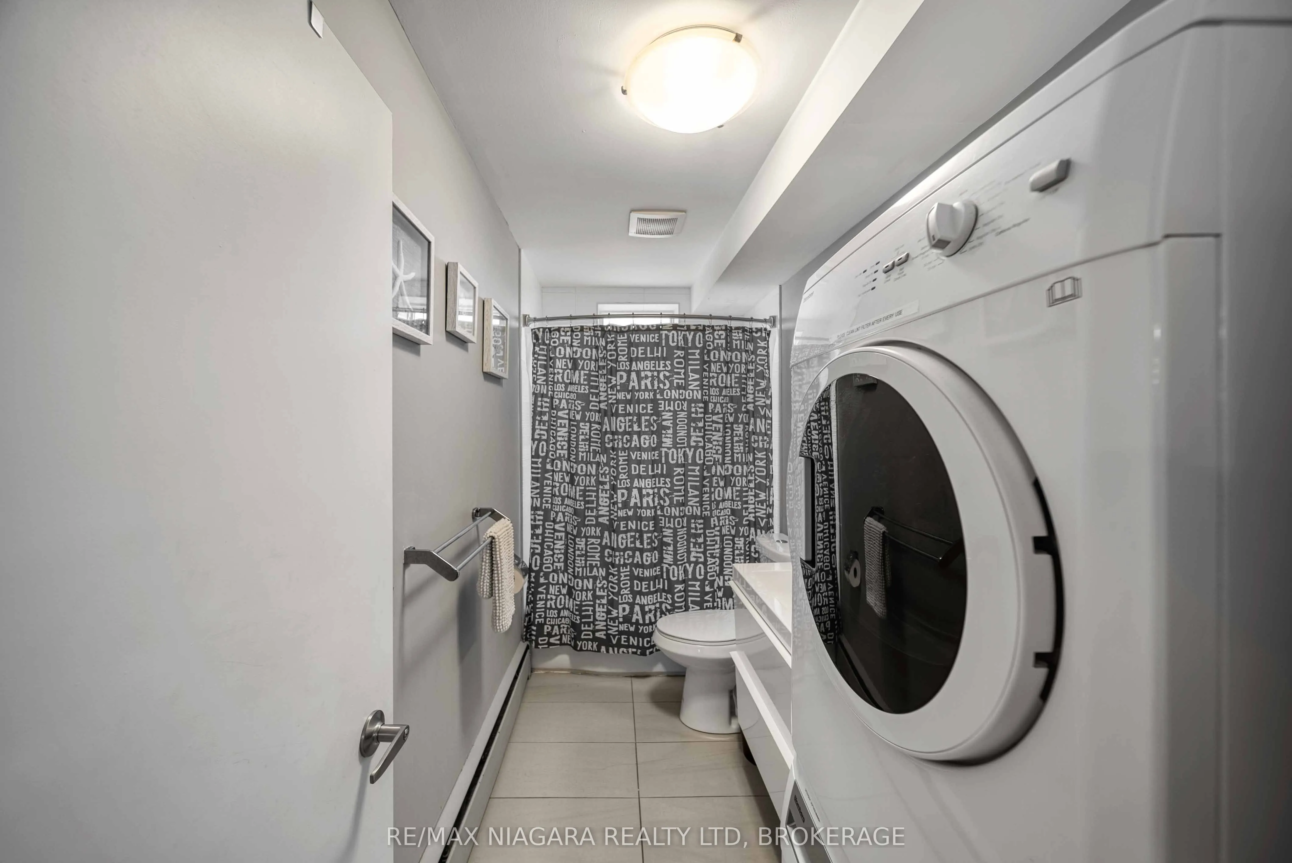 4538 Huron Street, #8