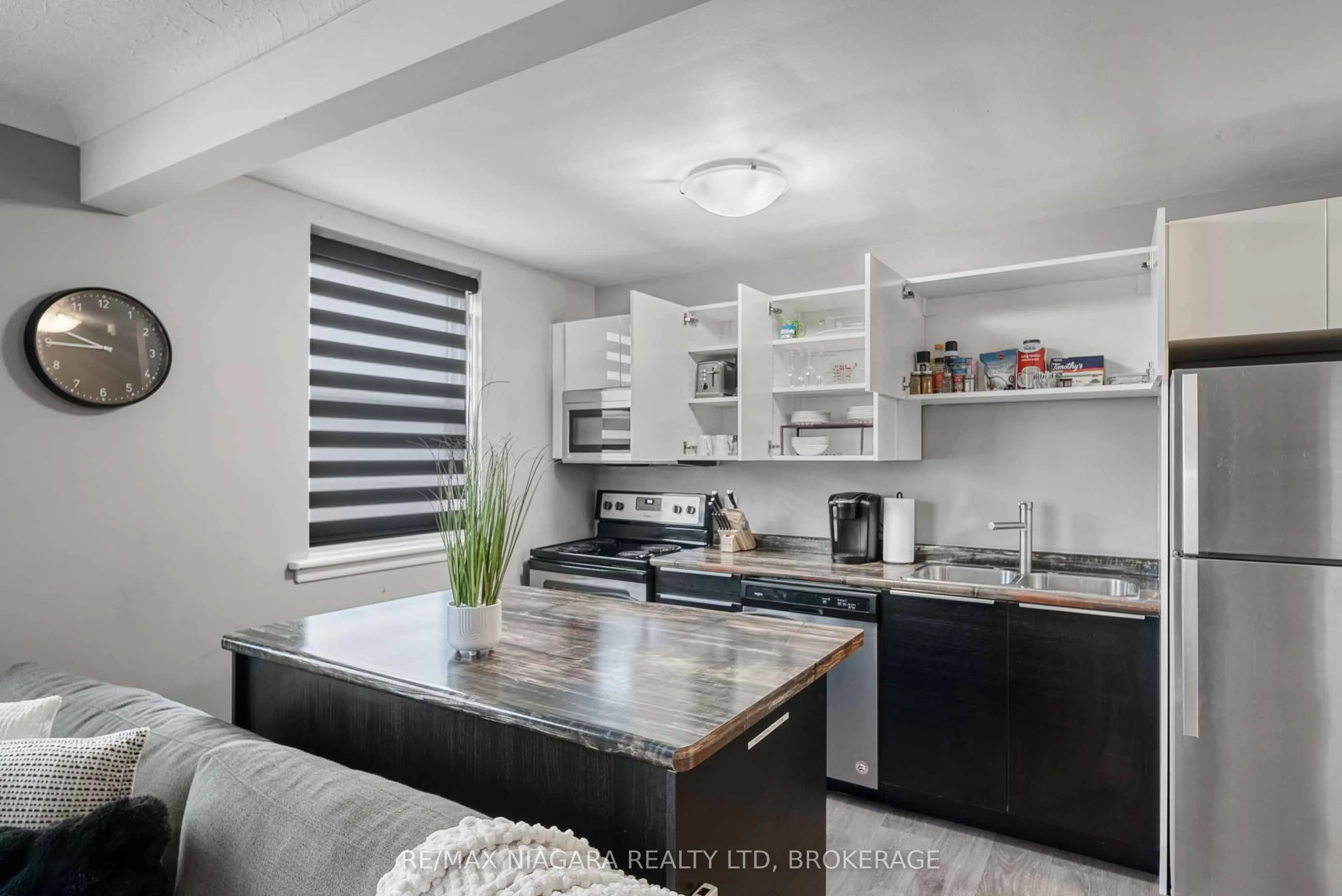 4538 Huron Street, #8