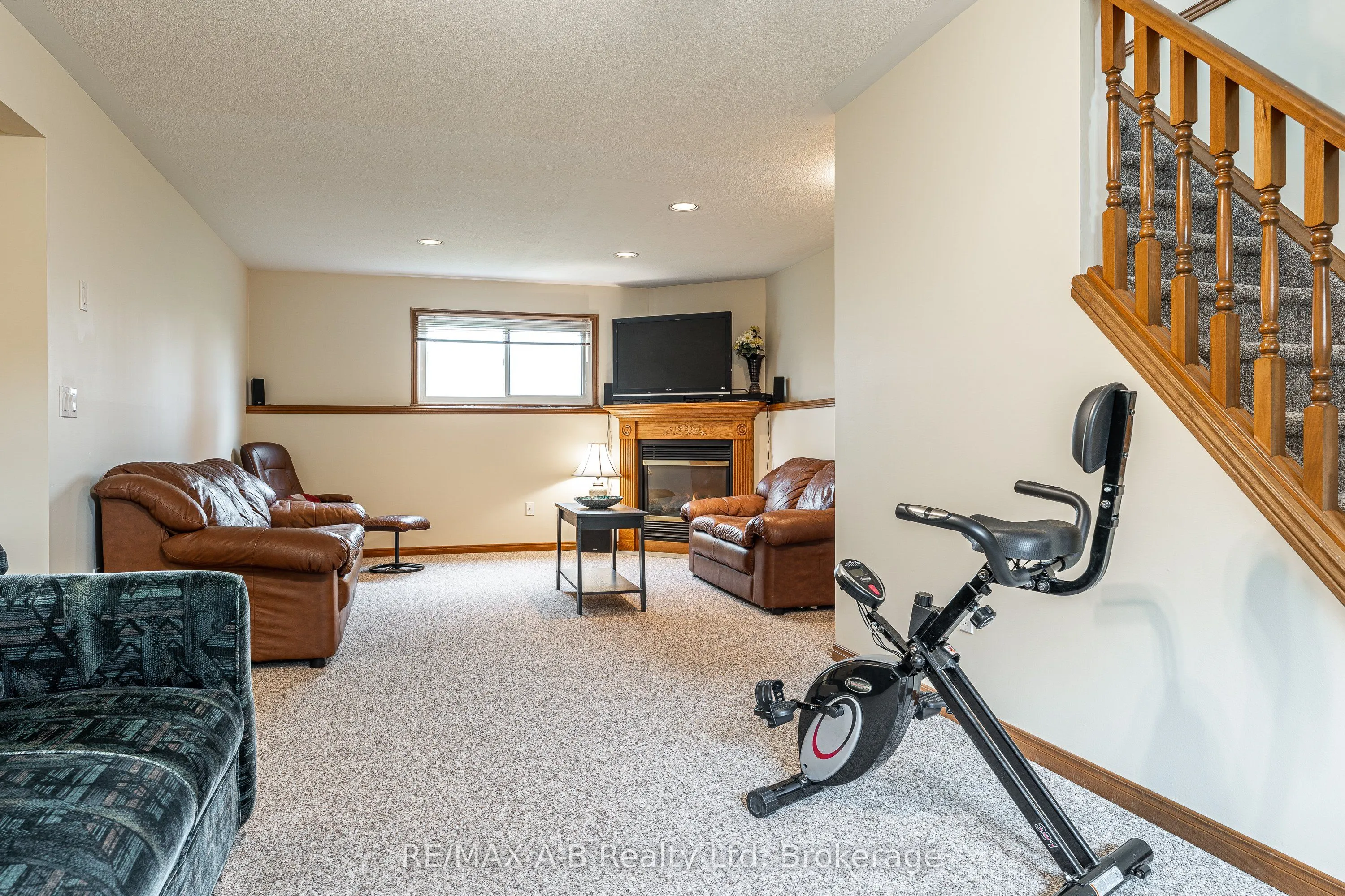 65 Parkhaven Crescent