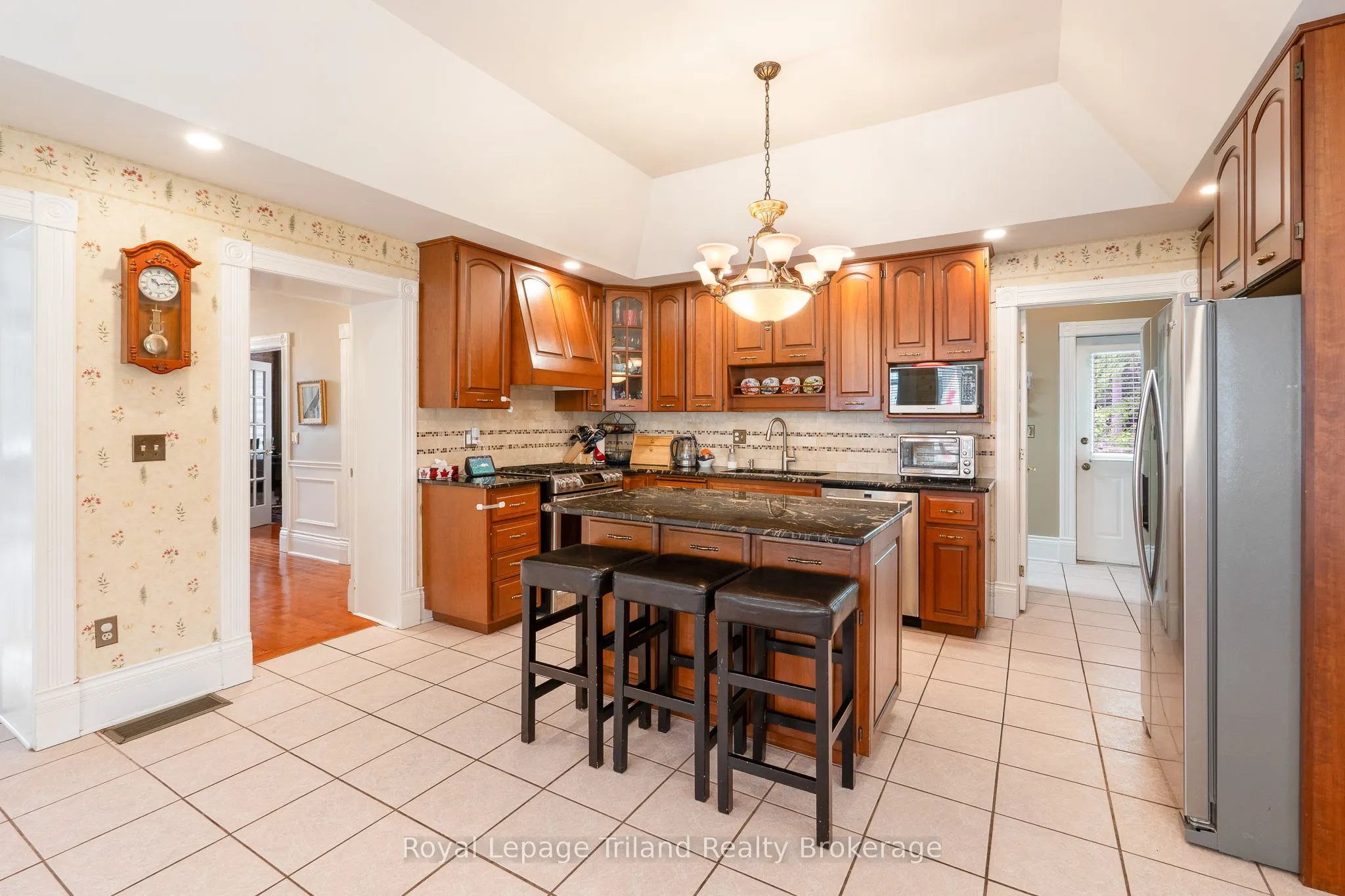 505 Devonshire Avenue