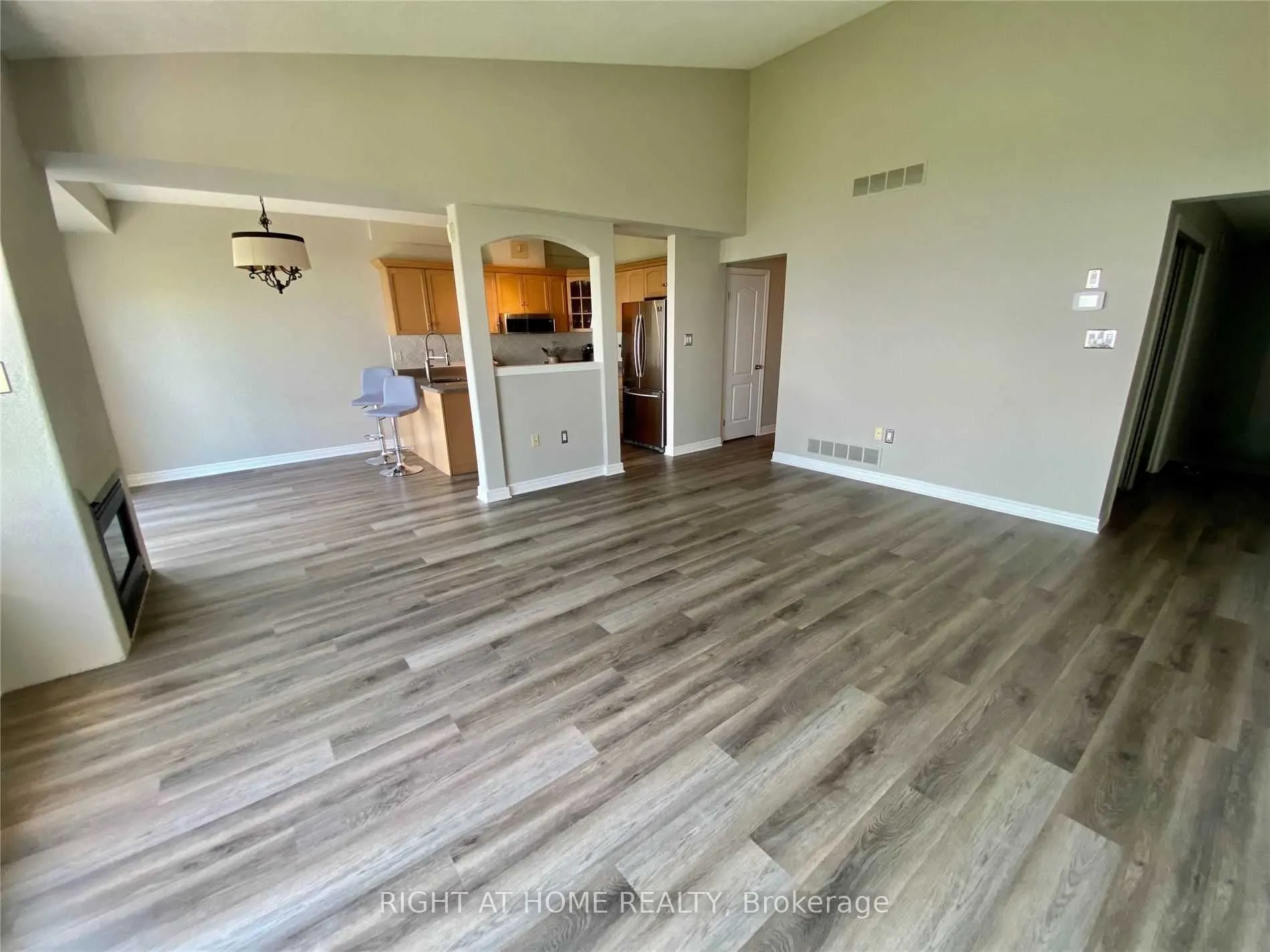 515 North Service Road, #78