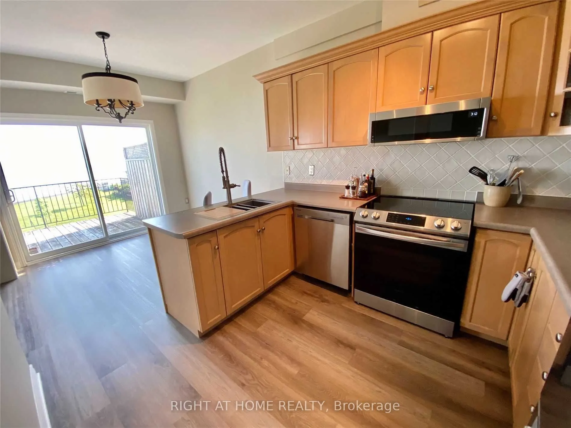 515 North Service Road, #78