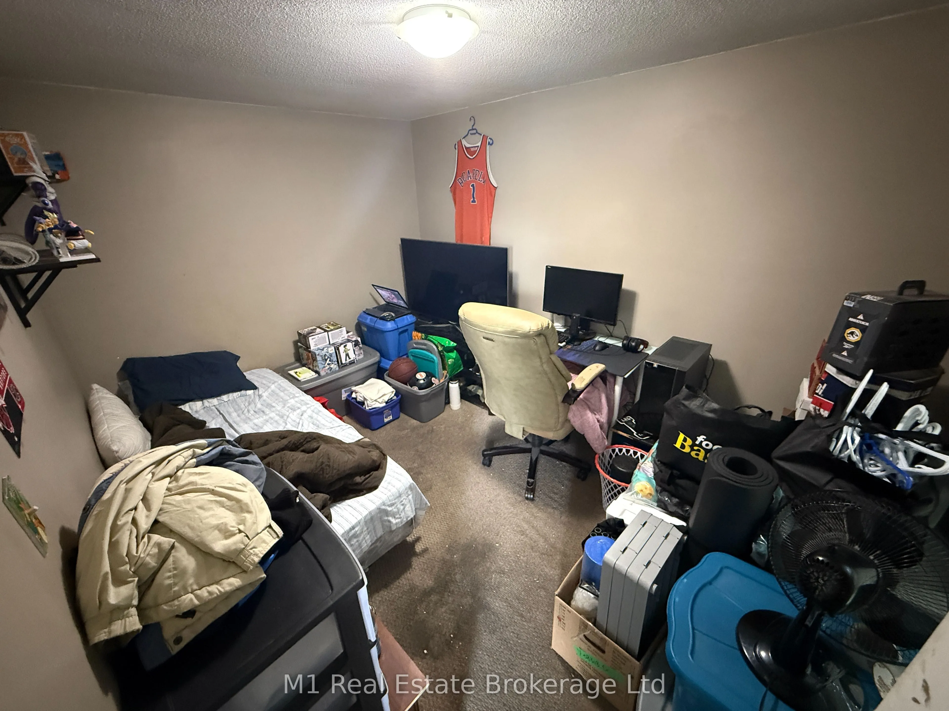 779 Scottsdale Drive