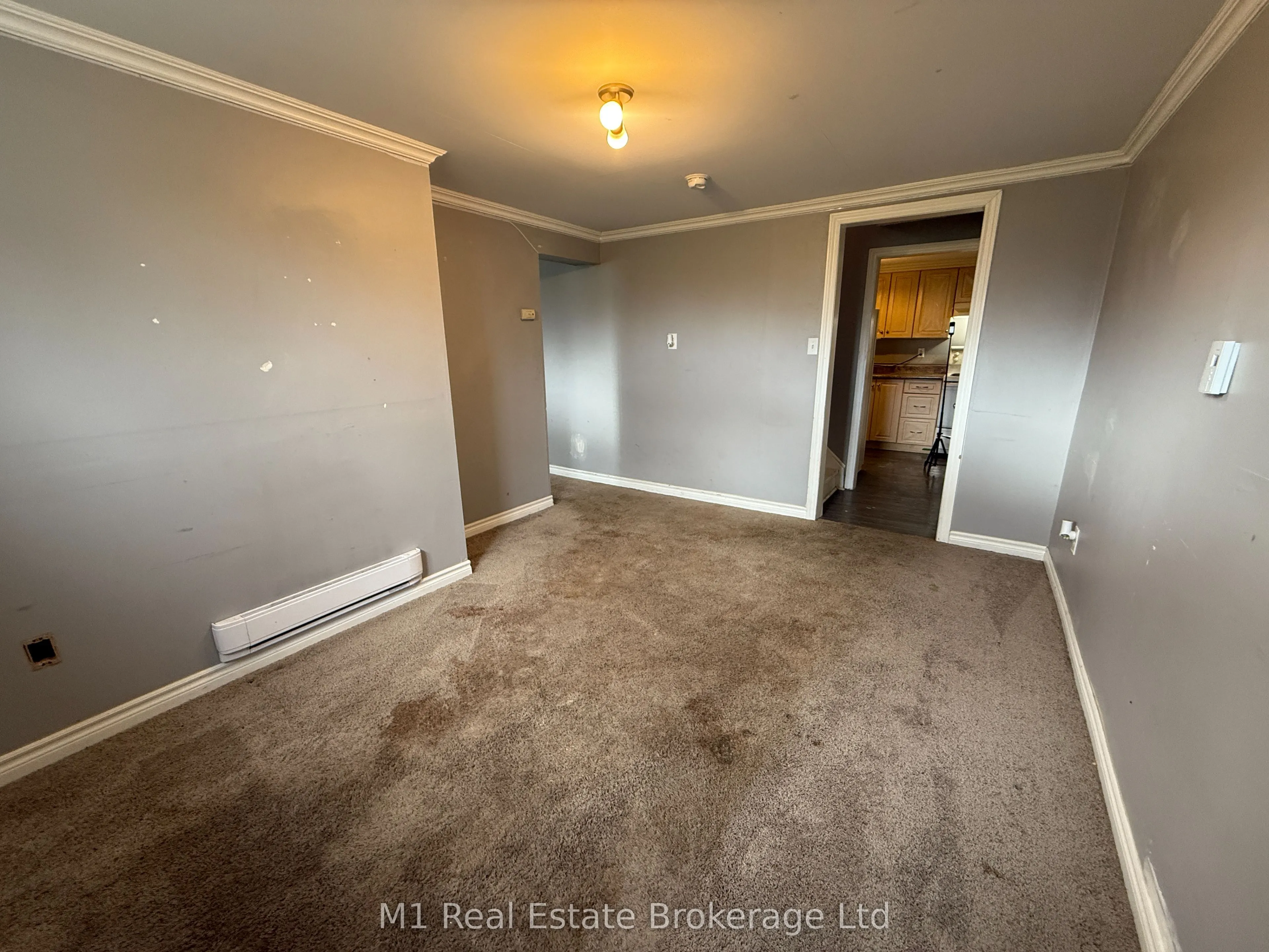 779 Scottsdale Drive