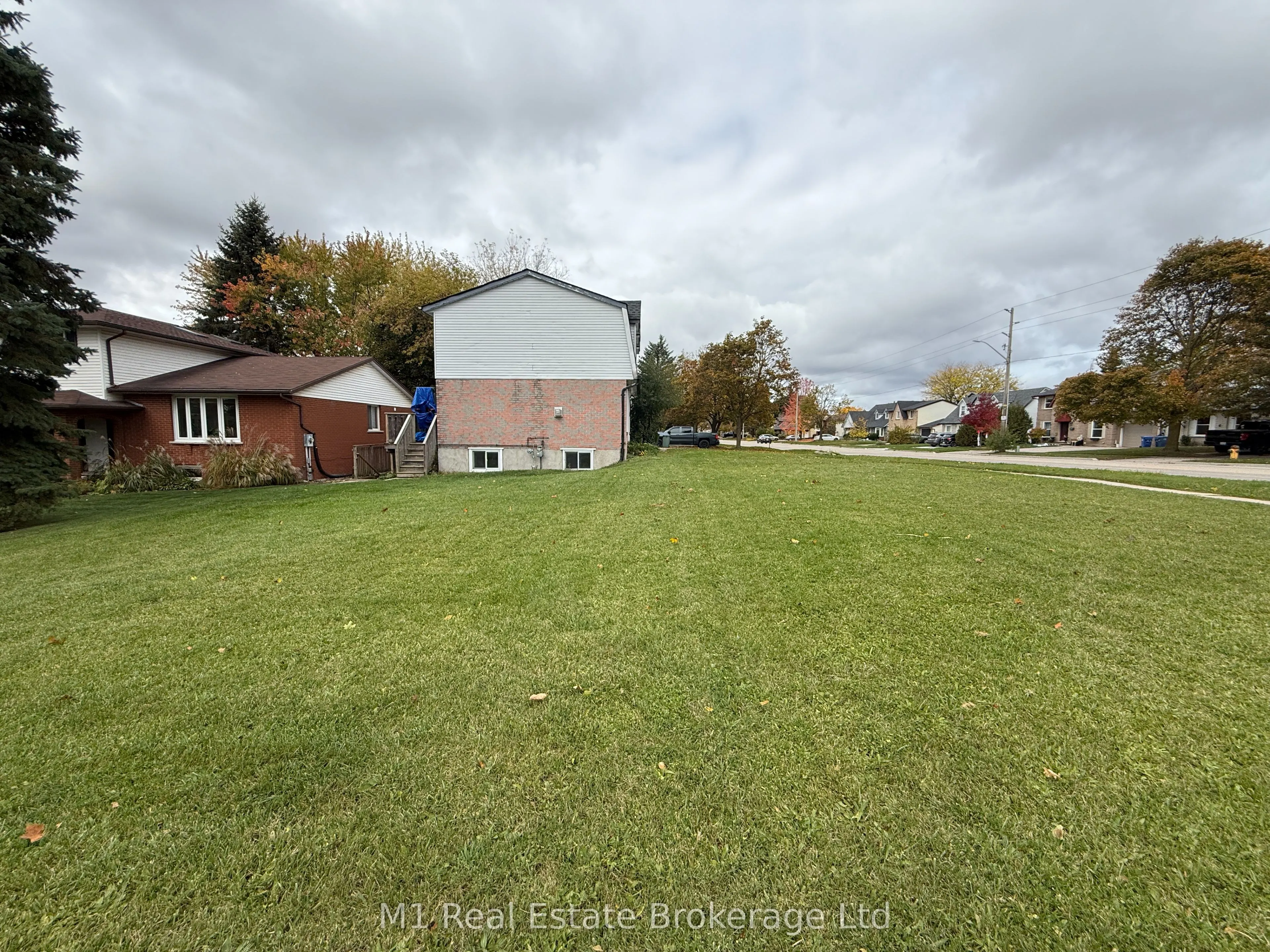 779 Scottsdale Drive