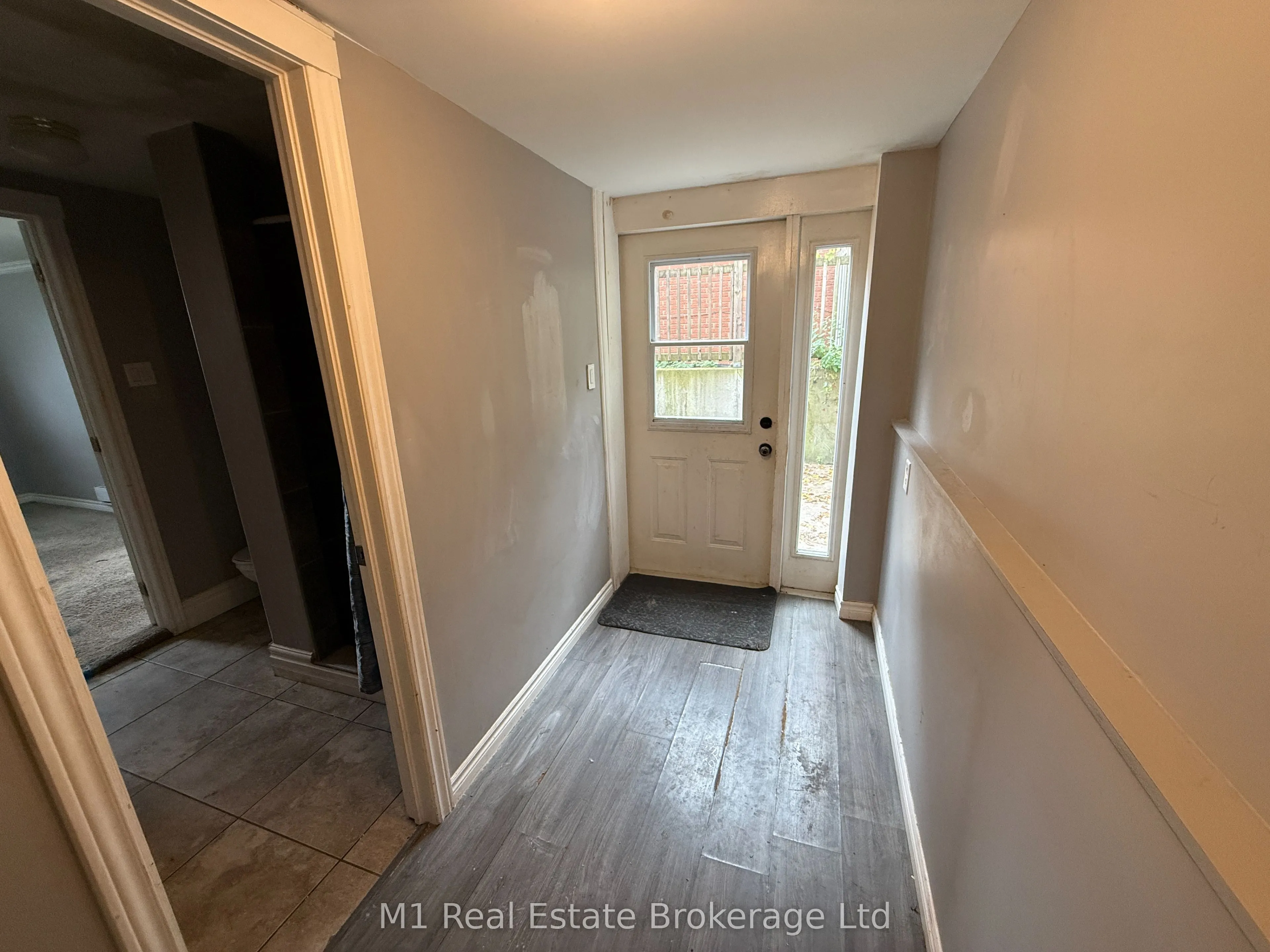 779 Scottsdale Drive