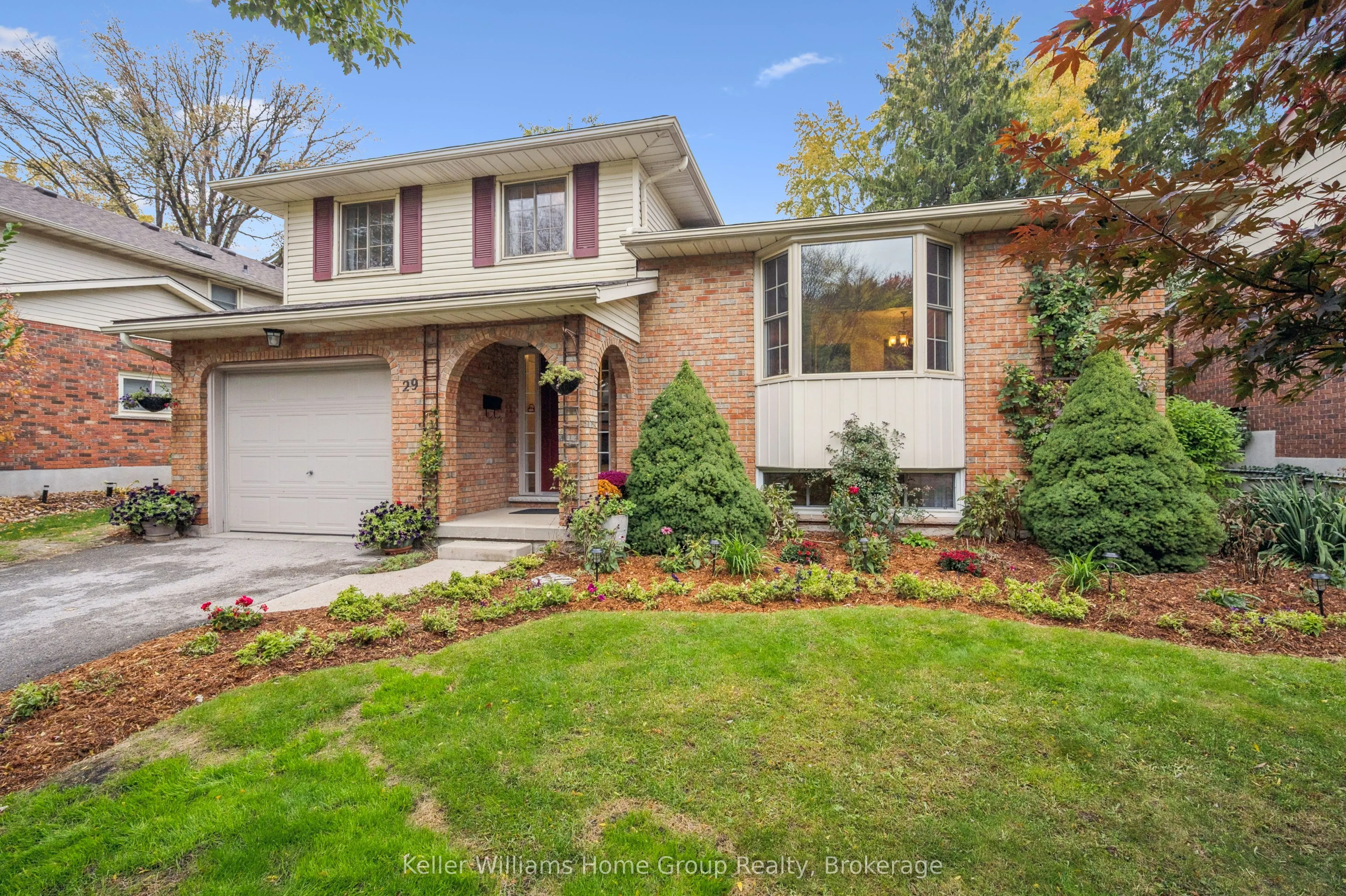 29 Shadybrook Crescent