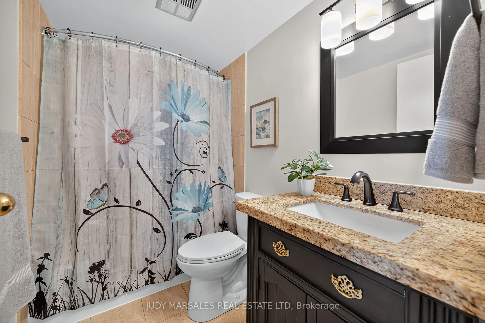 23 Main Street, #507