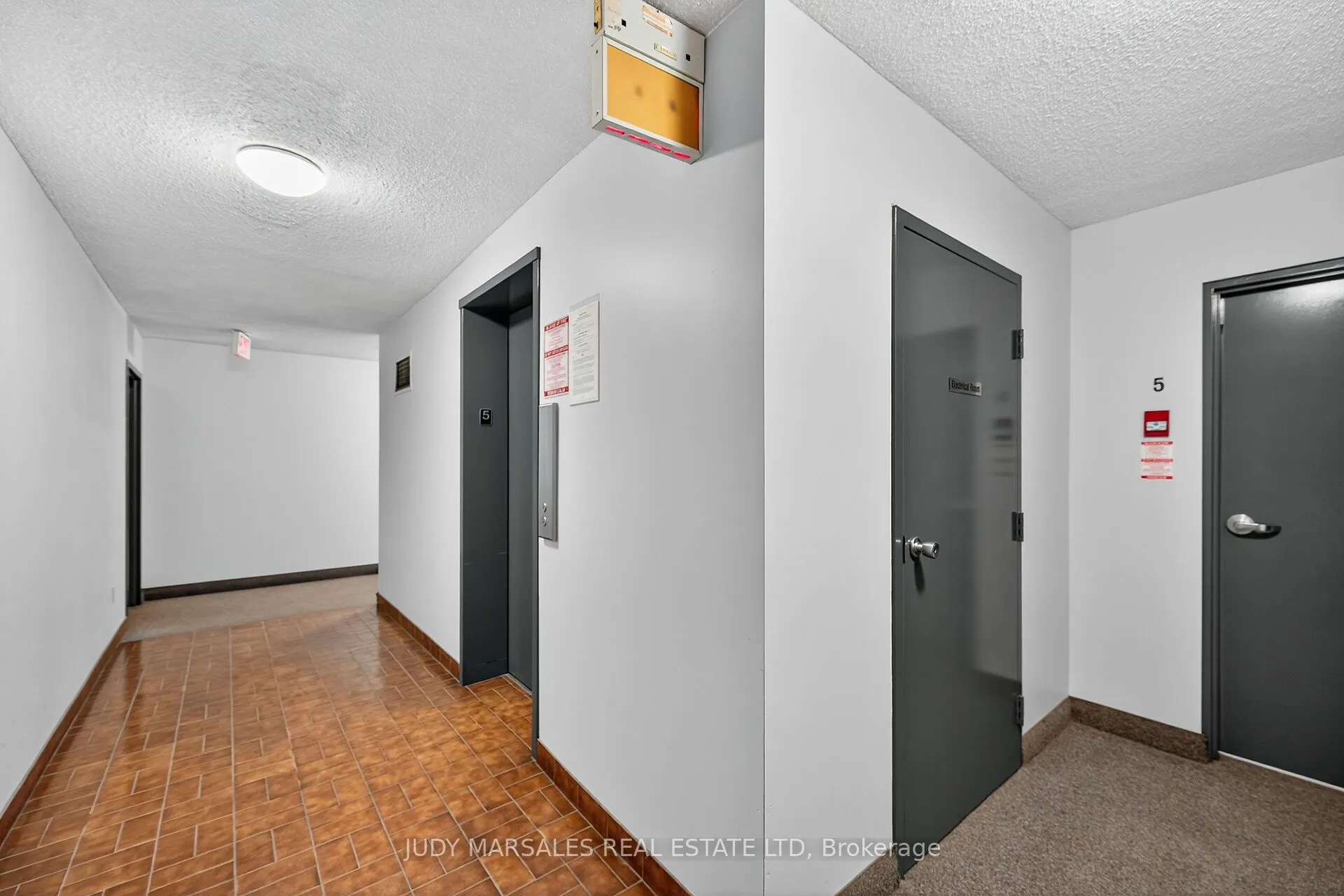 23 Main Street, #507