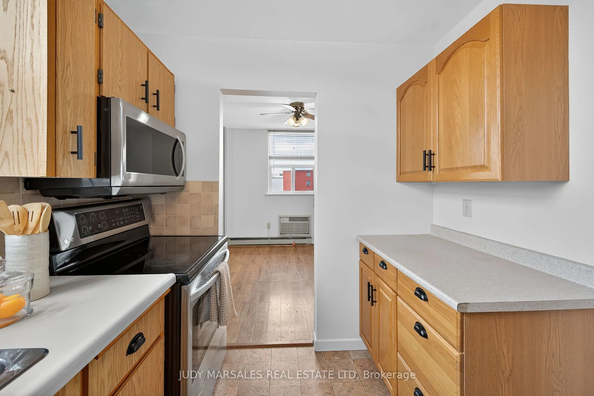 23 Main Street, #507