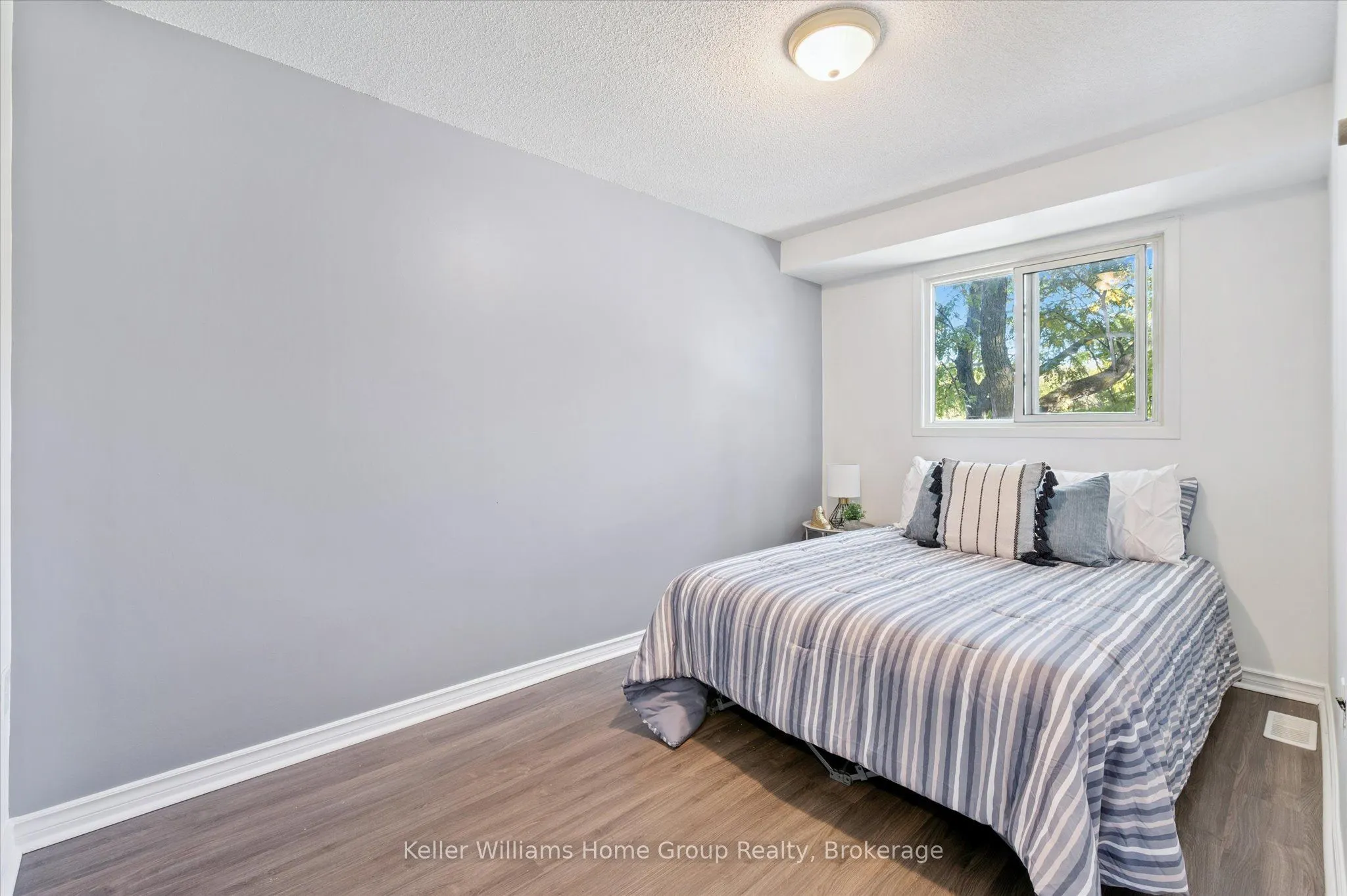 40 Imperial Road N, #39