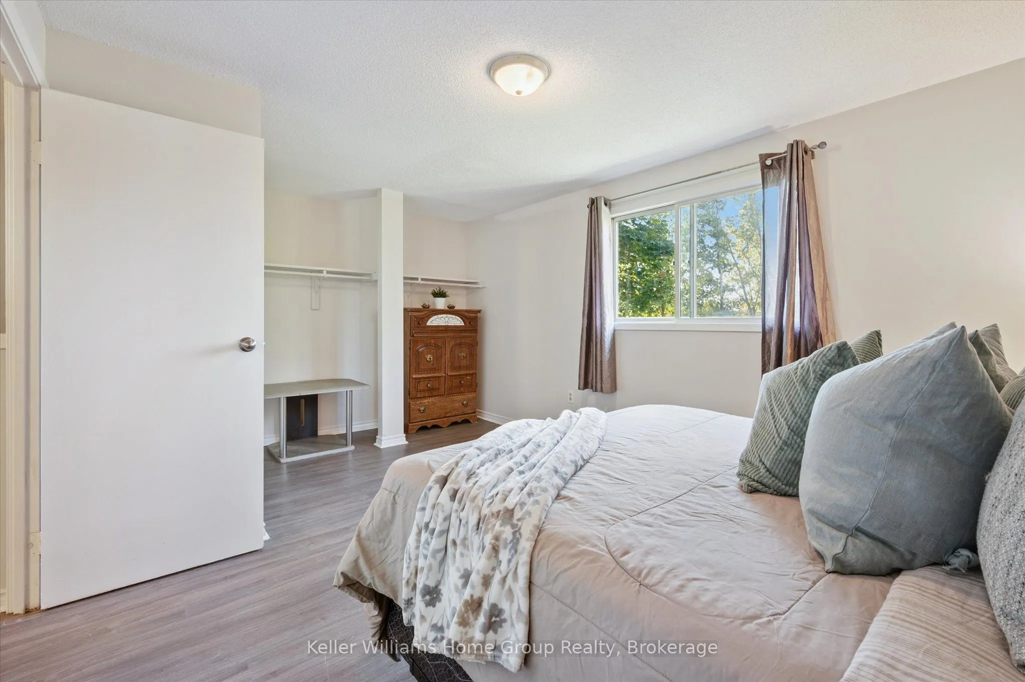 40 Imperial Road N, #39