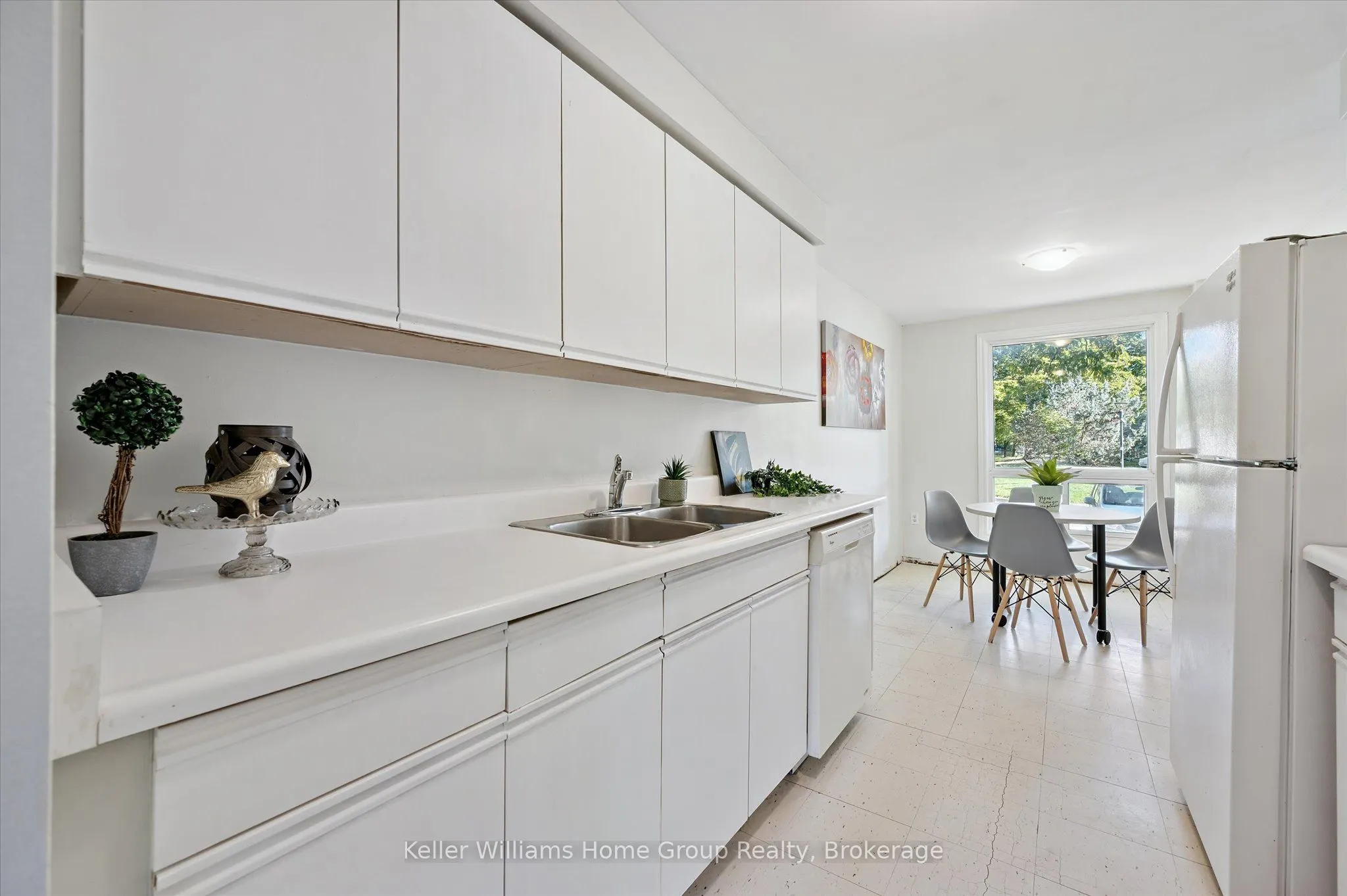 40 Imperial Road N, #39