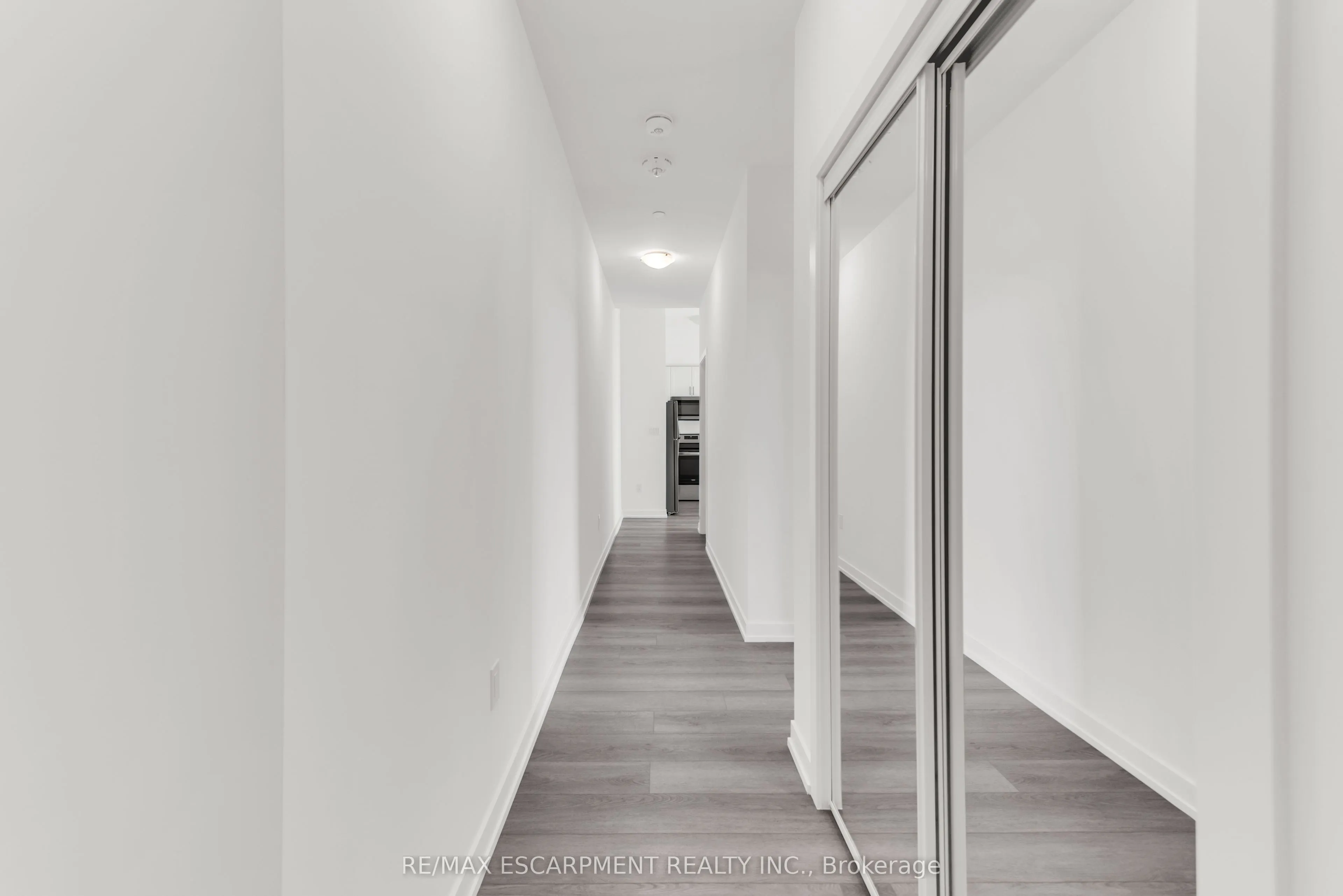 460 Dundas Street E, #502