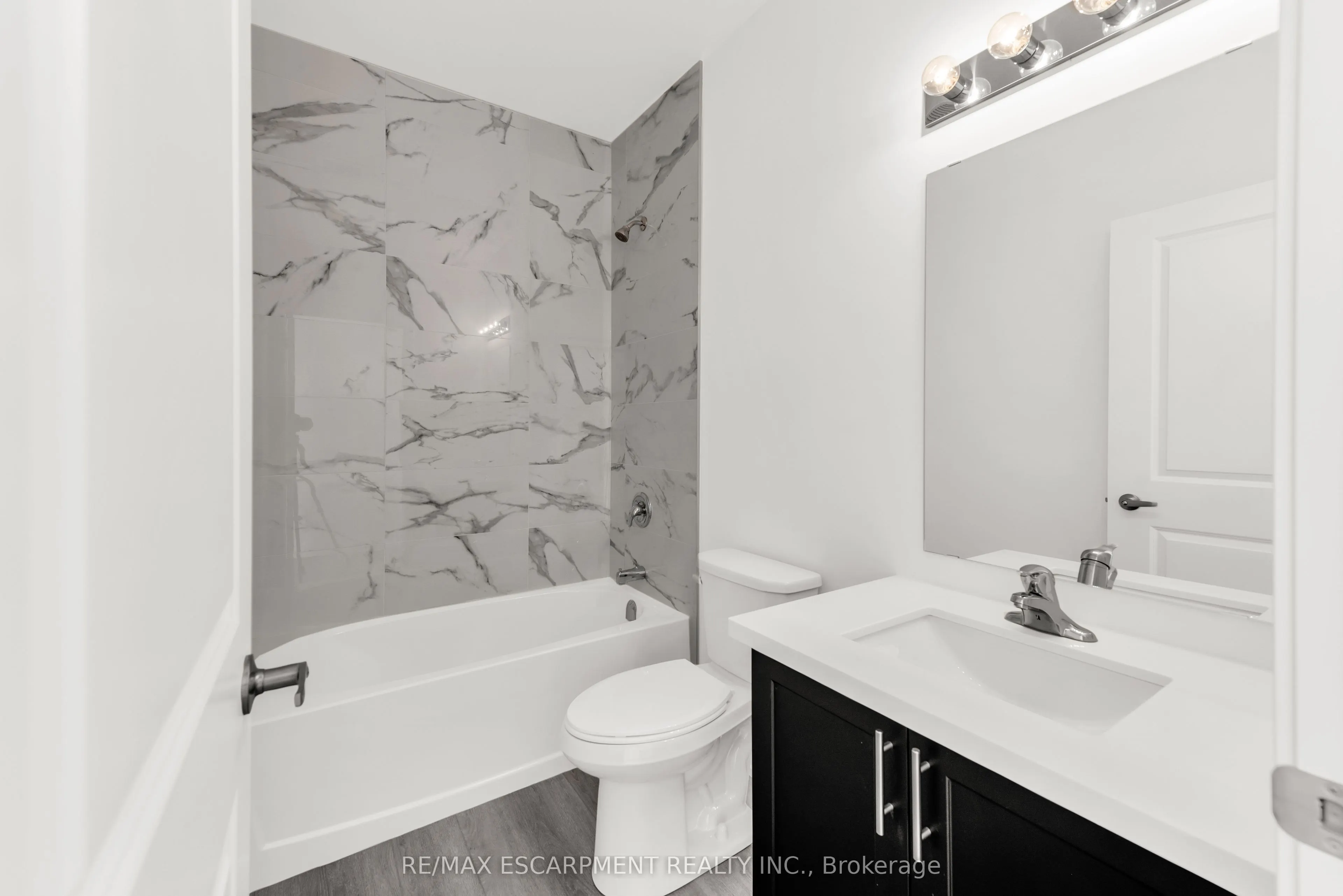 460 Dundas Street E, #502