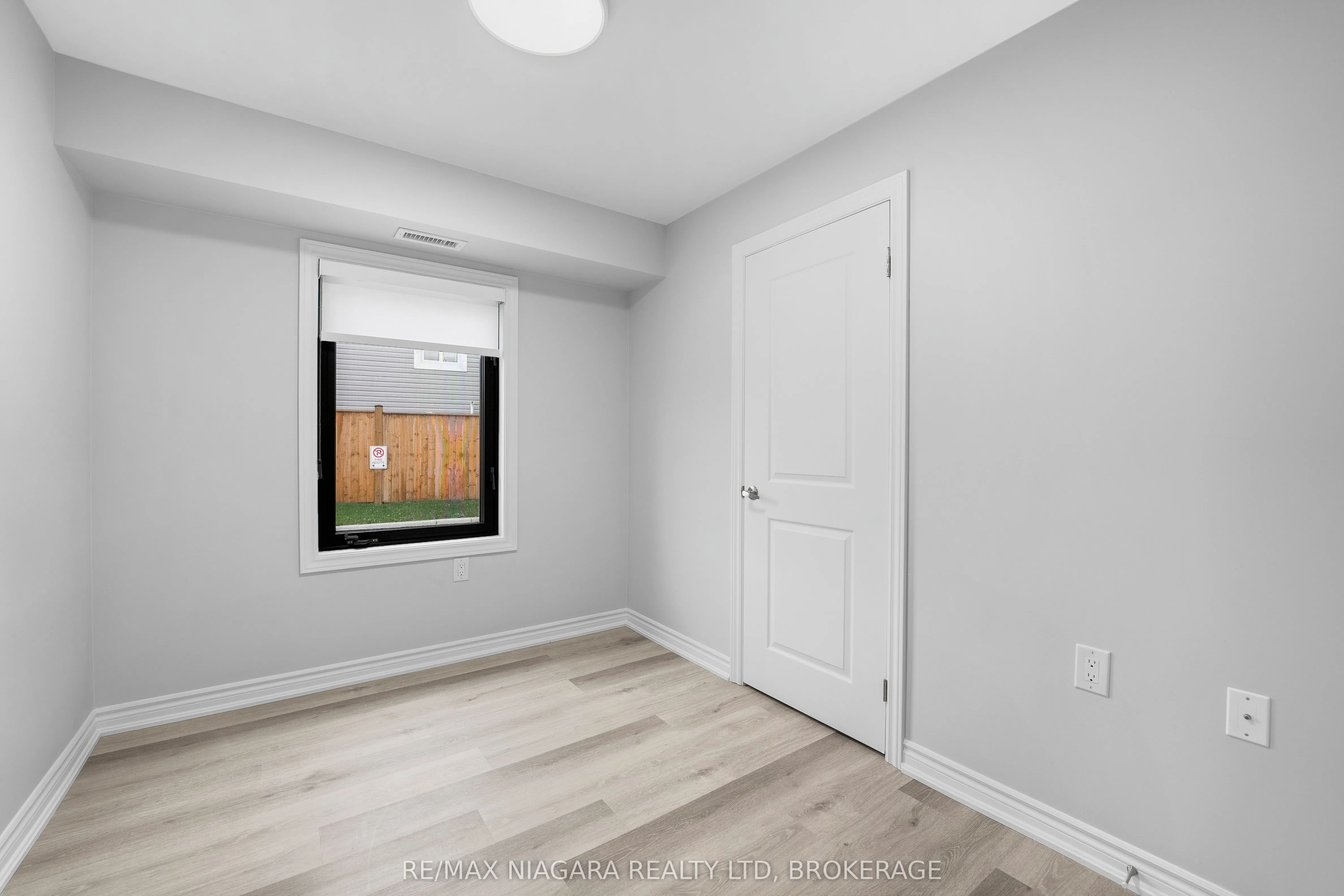 63 Vine Street S, #103