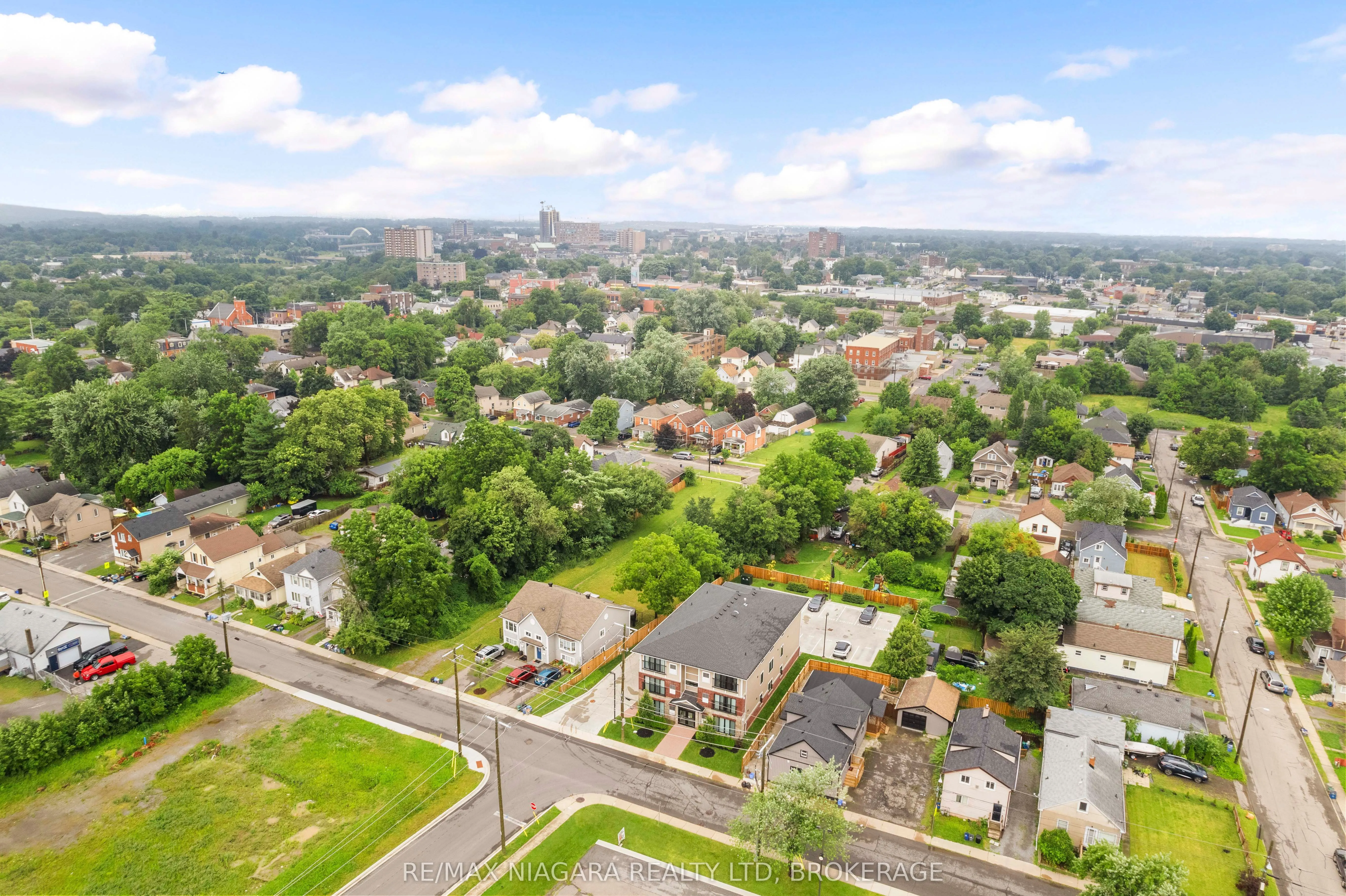 63 Vine Street S, #103