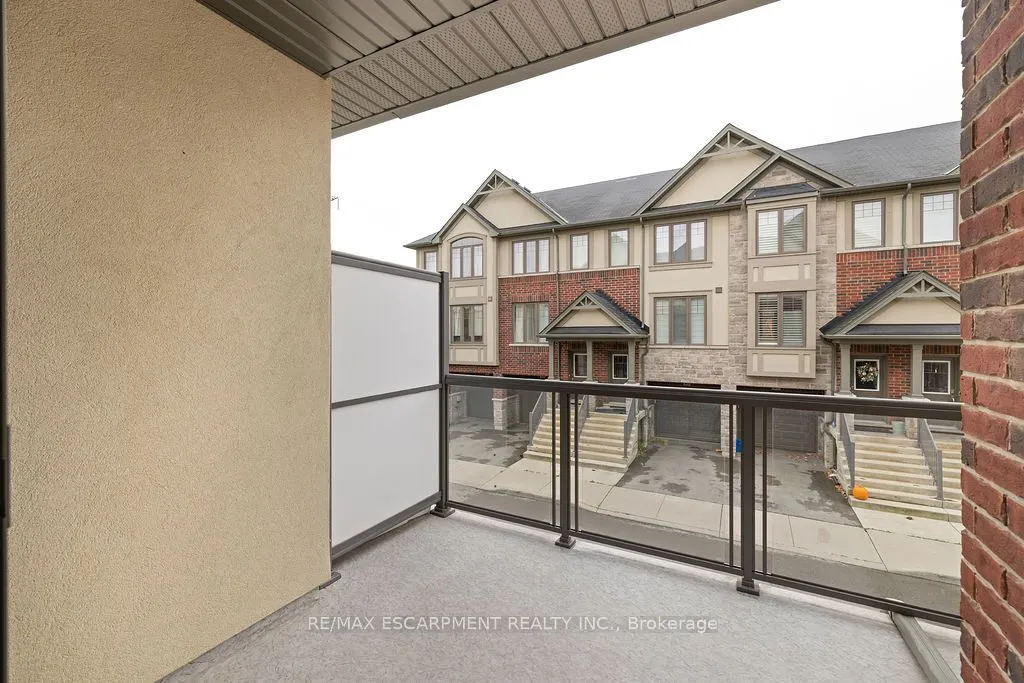 1169 Garner Road E, #33