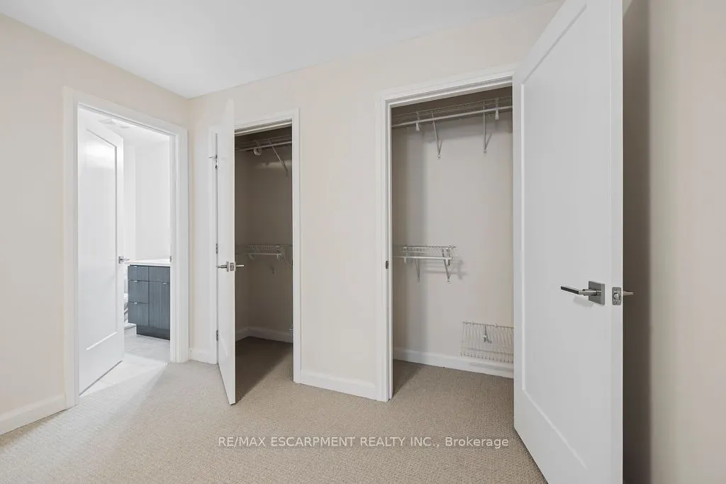 1169 Garner Road E, #33