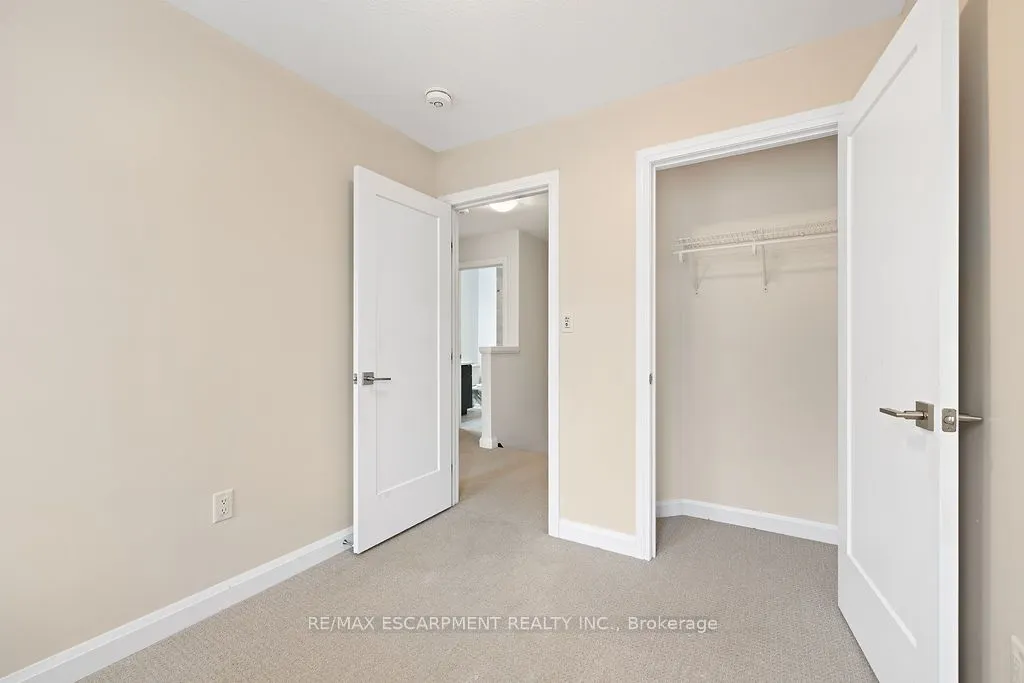 1169 Garner Road E, #33