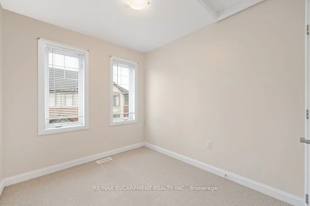 1169 Garner Road E, #33