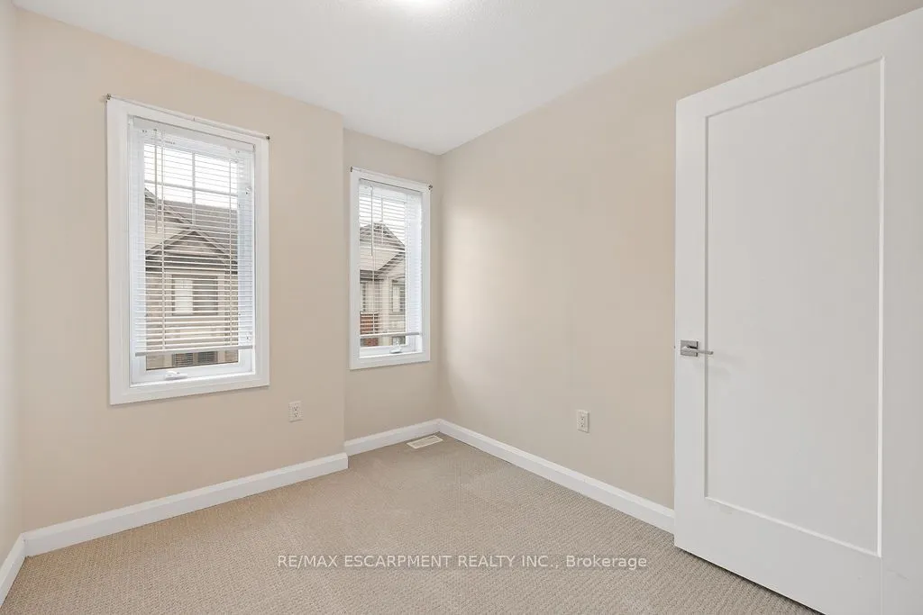 1169 Garner Road E, #33