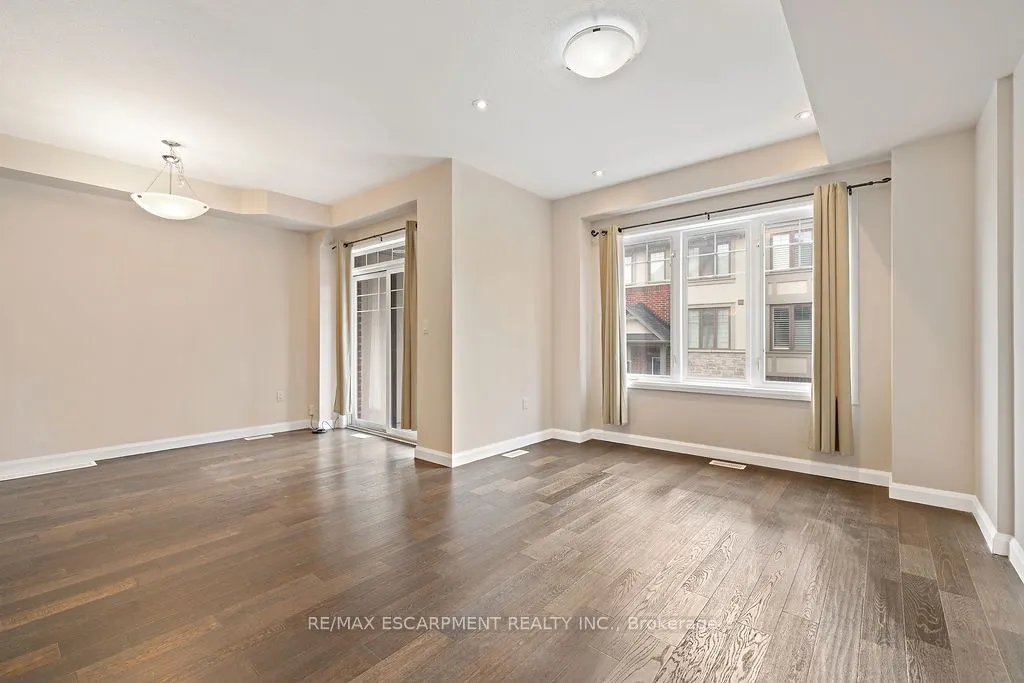 1169 Garner Road E, #33