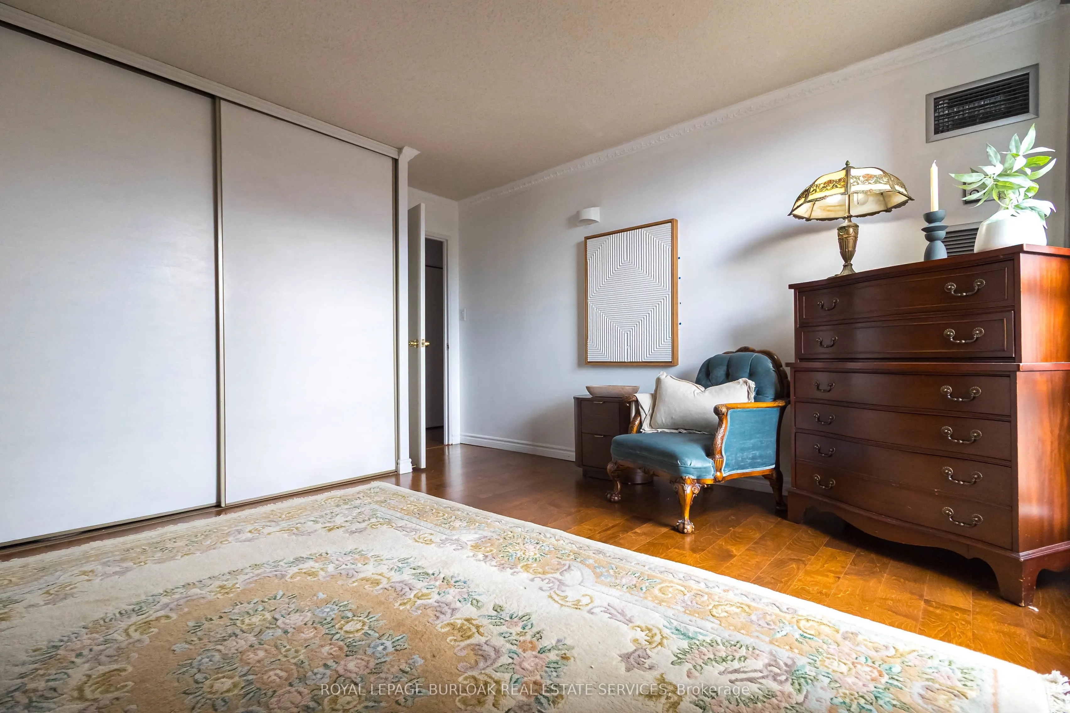 222 Jackson Street W, #1003