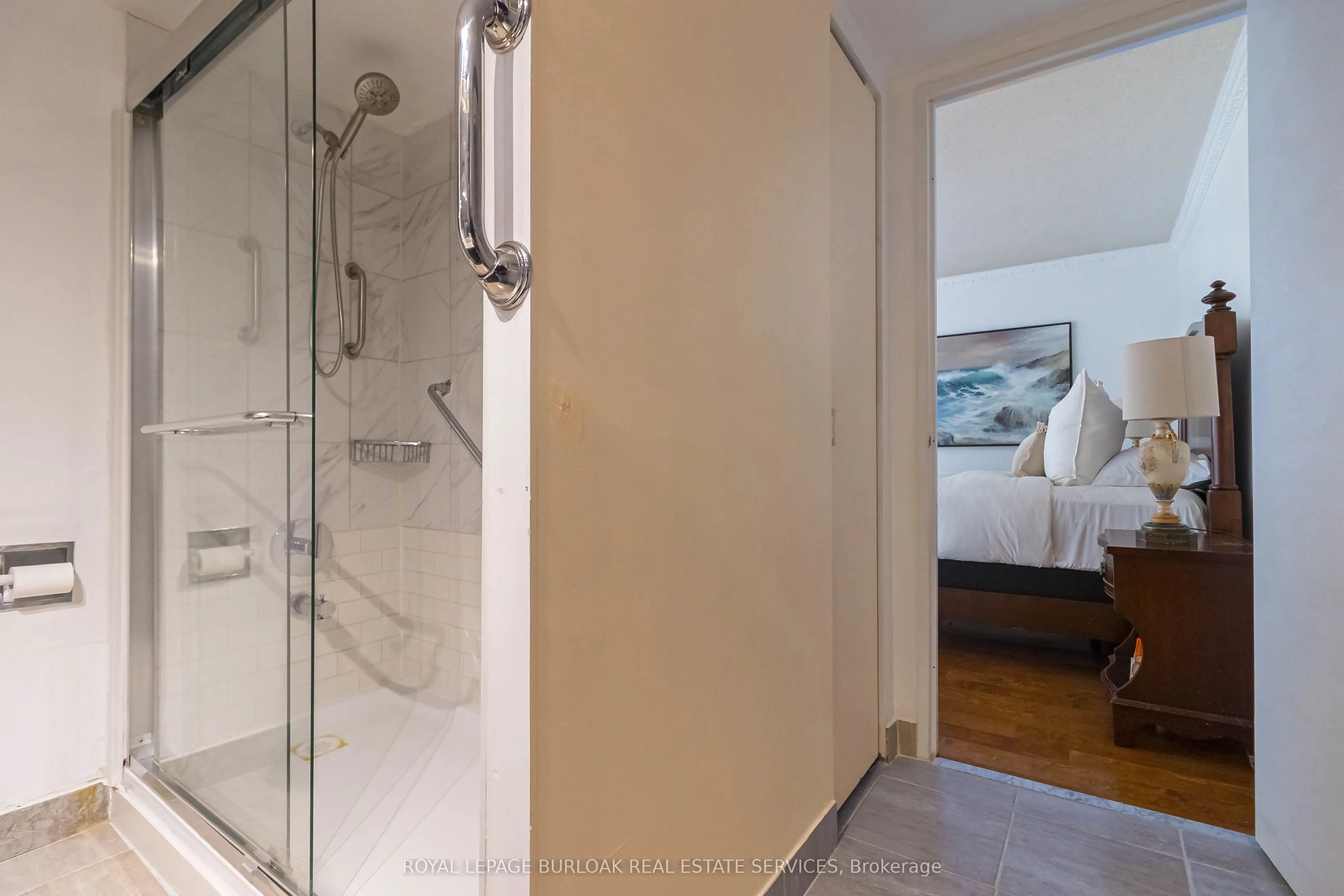 222 Jackson Street W, #1003